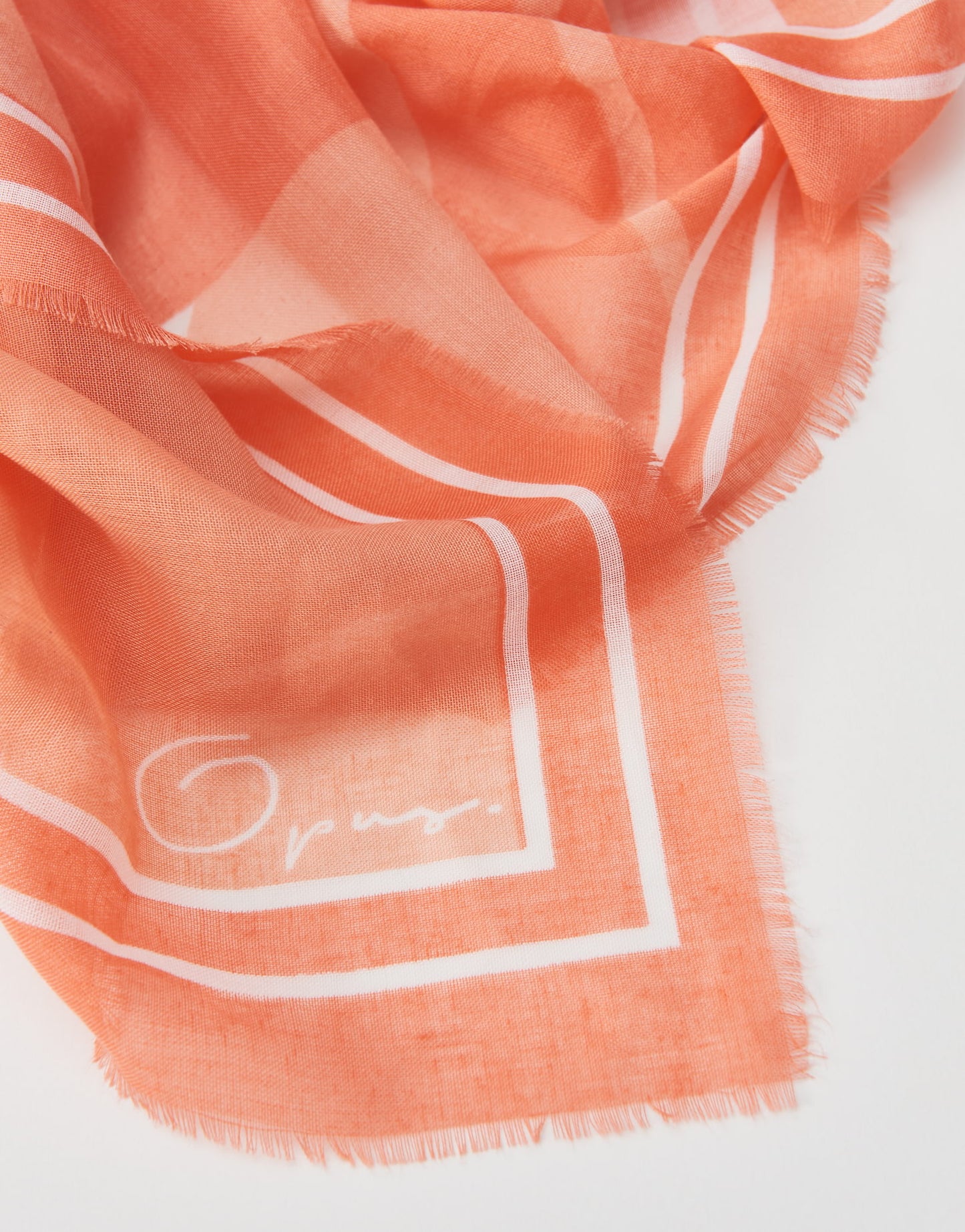 Axeni scarf