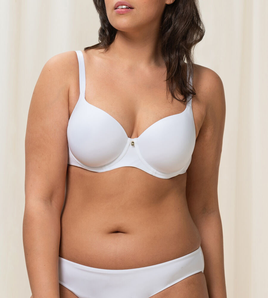 Body Make-Up Essentials WP (White)
