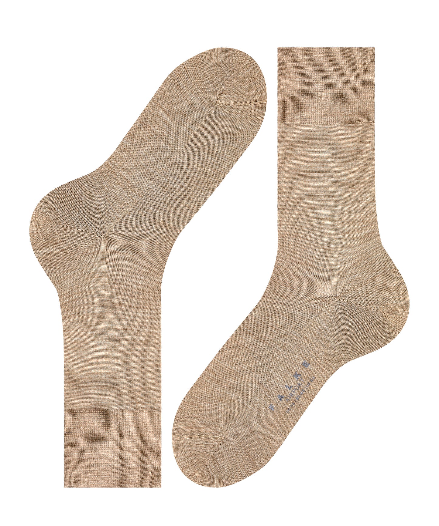 Socken Airport (Nutmeg Mel)