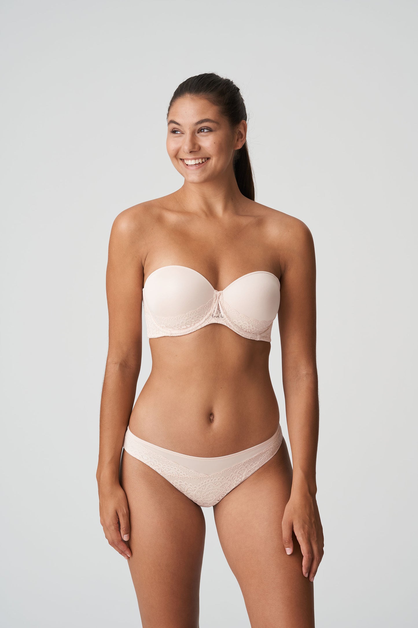 I DO silky tan Unterlegter BH trägerlos (Skt)
