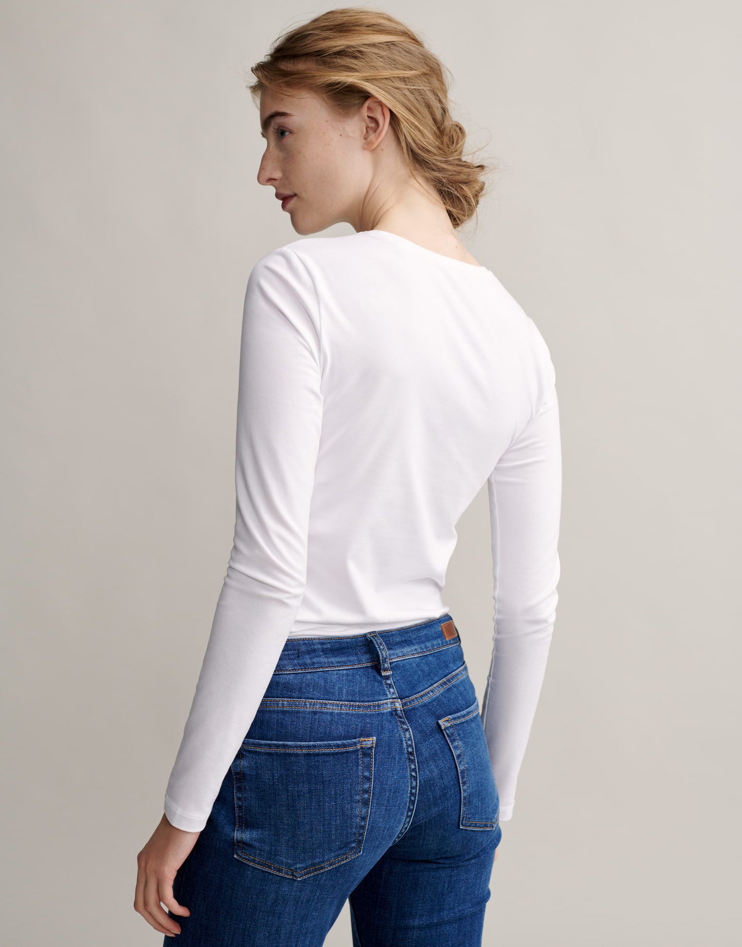 Smilla (White)
