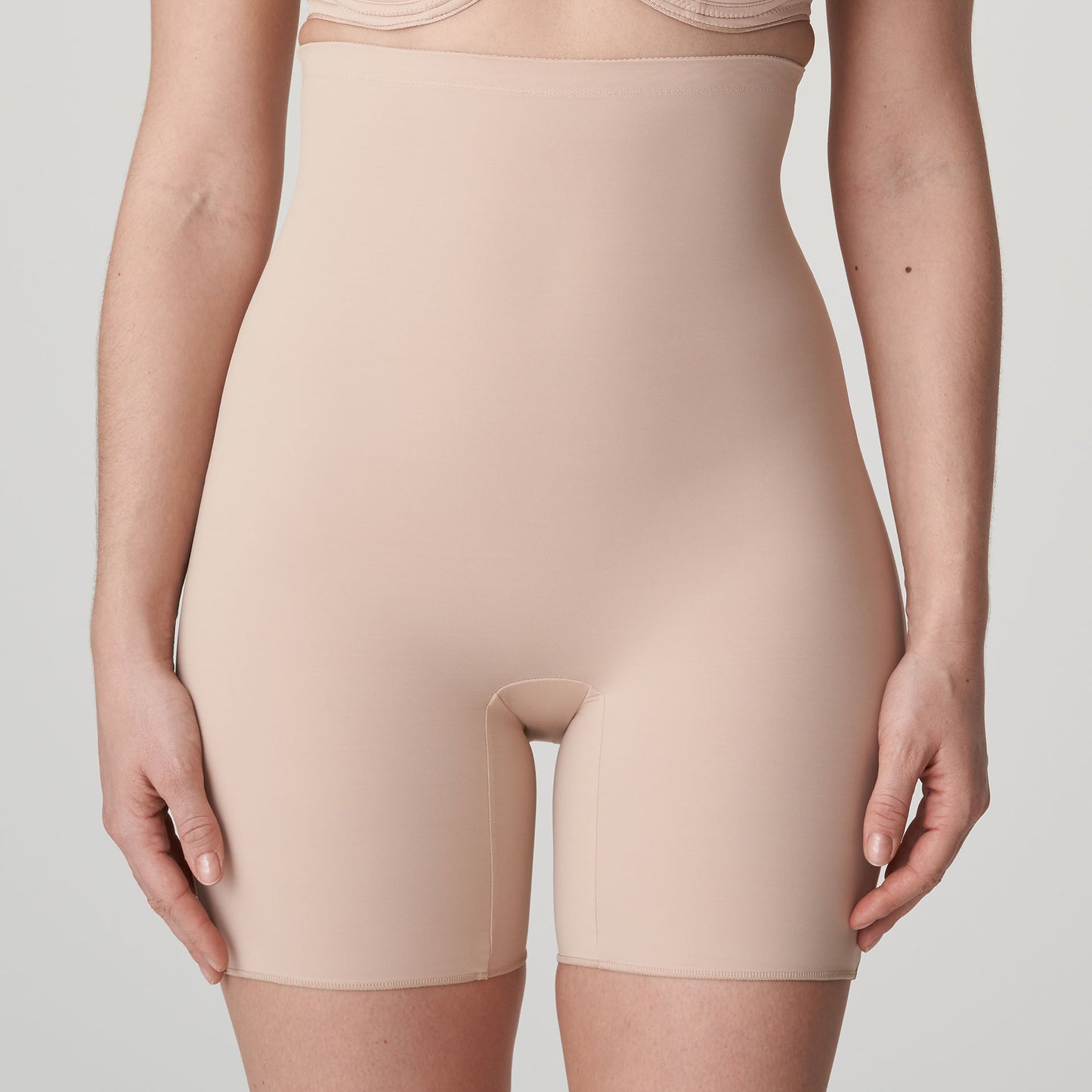 PERLE caffé latte Shapewear Bodyshaper mit Bein (Cal)
