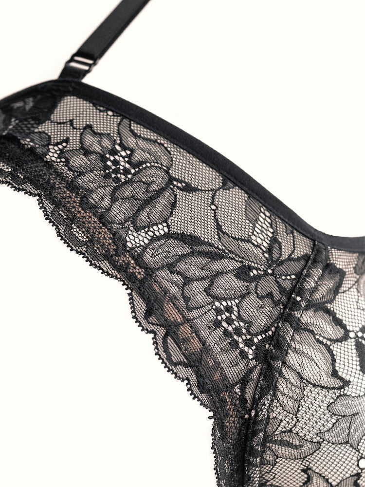 Amourette Charm W02 (Black)