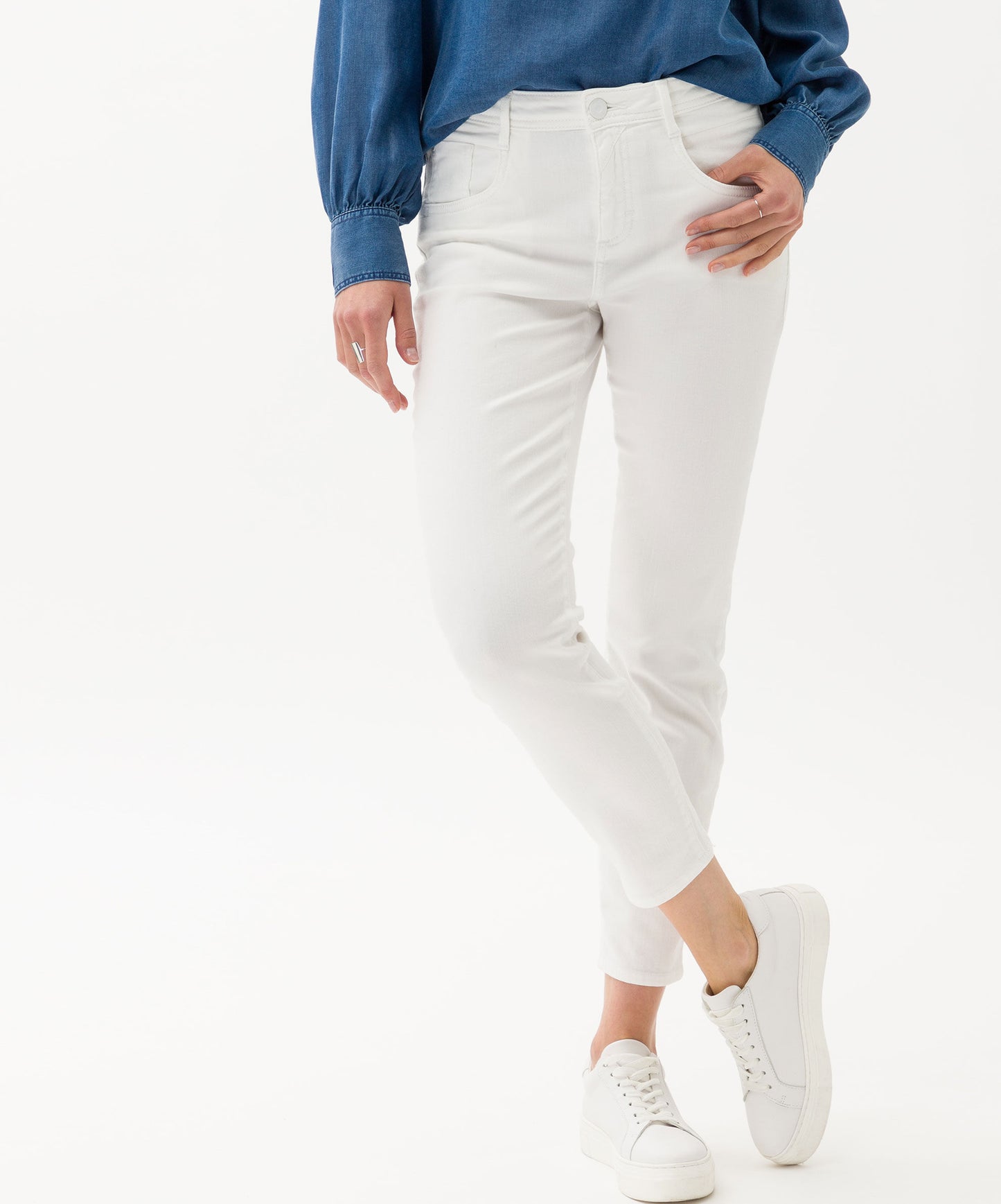 Style Shakira S (White)