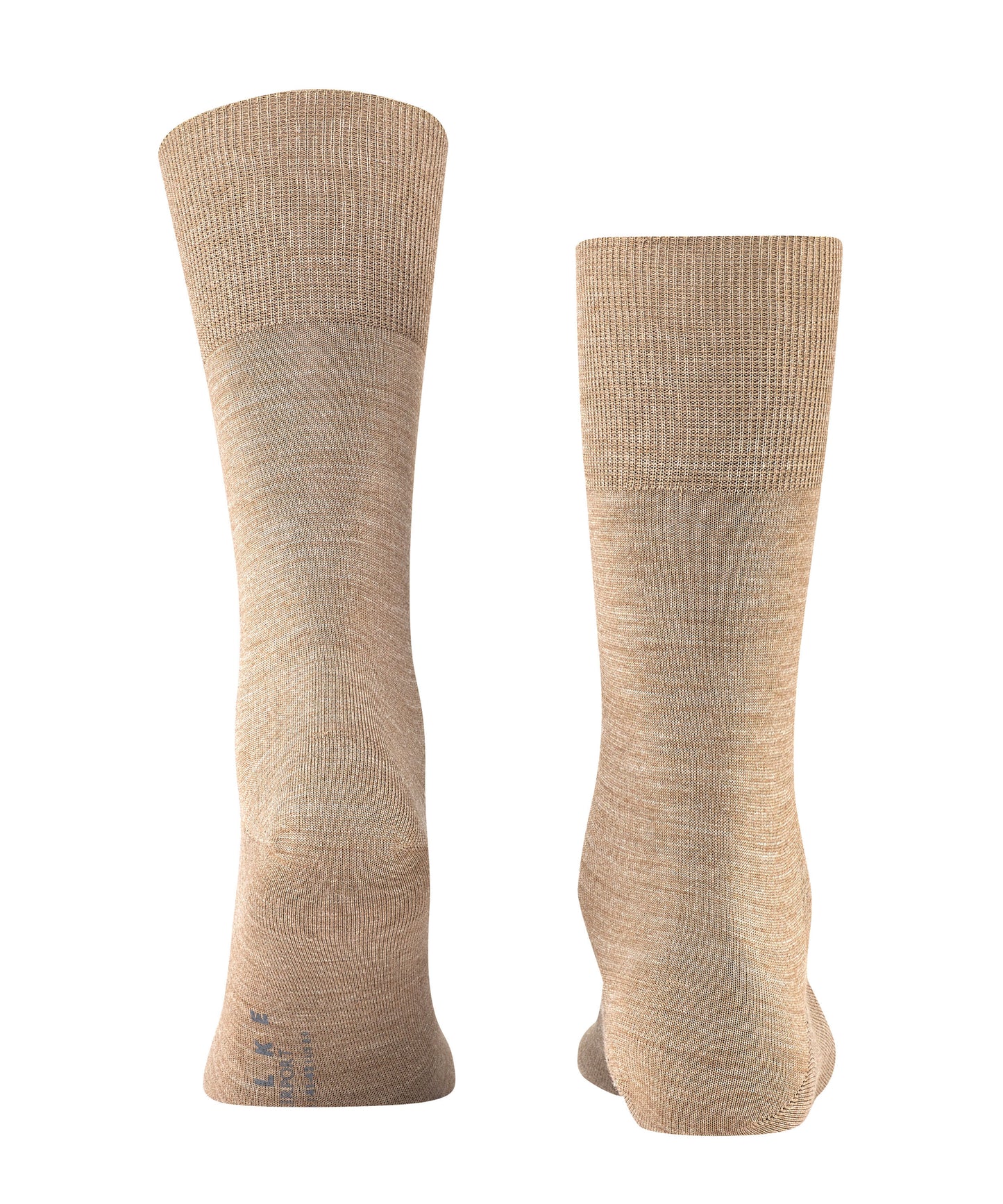Socken Airport (Nutmeg Mel)
