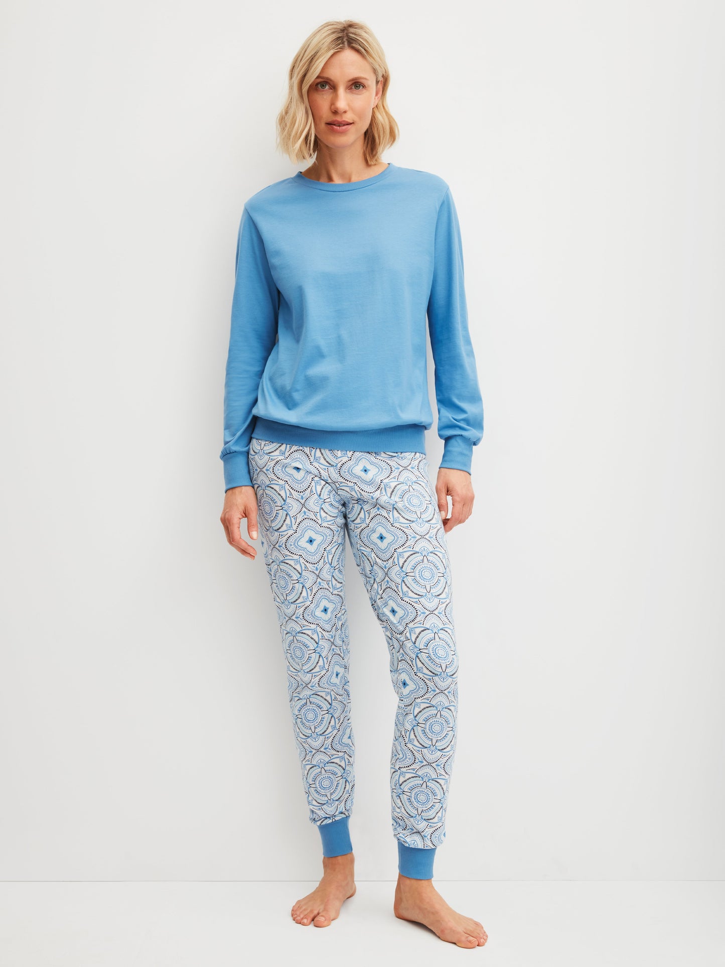 WOMEN Pyjamas with cuff (Riviera Blue)