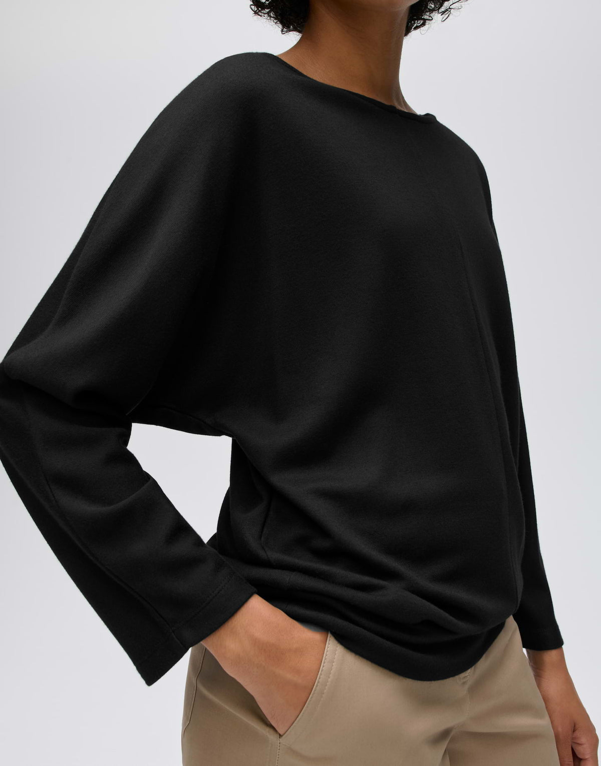 Suisa (Black)