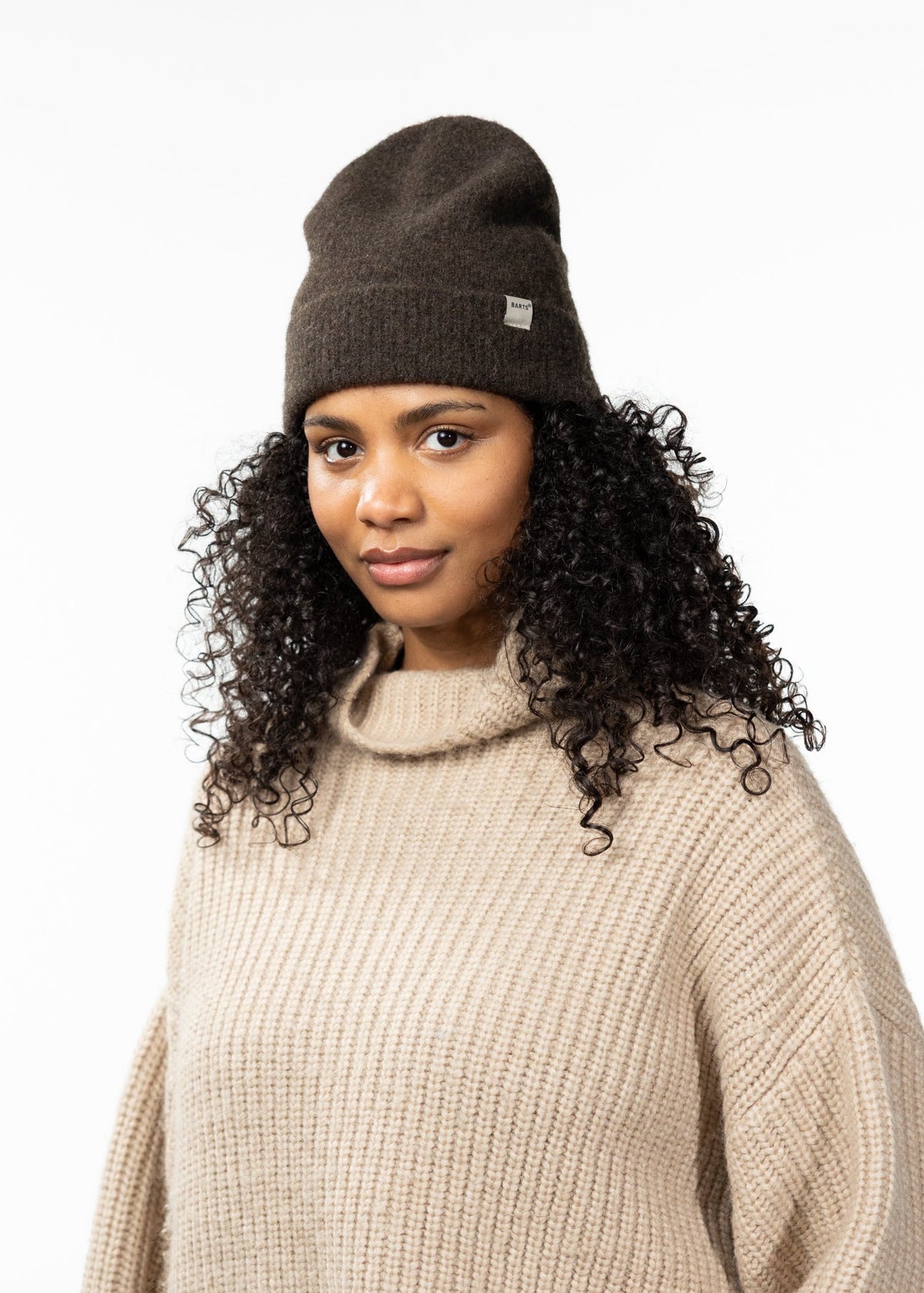 Fhearna Beanie (Beige Dark Brown)