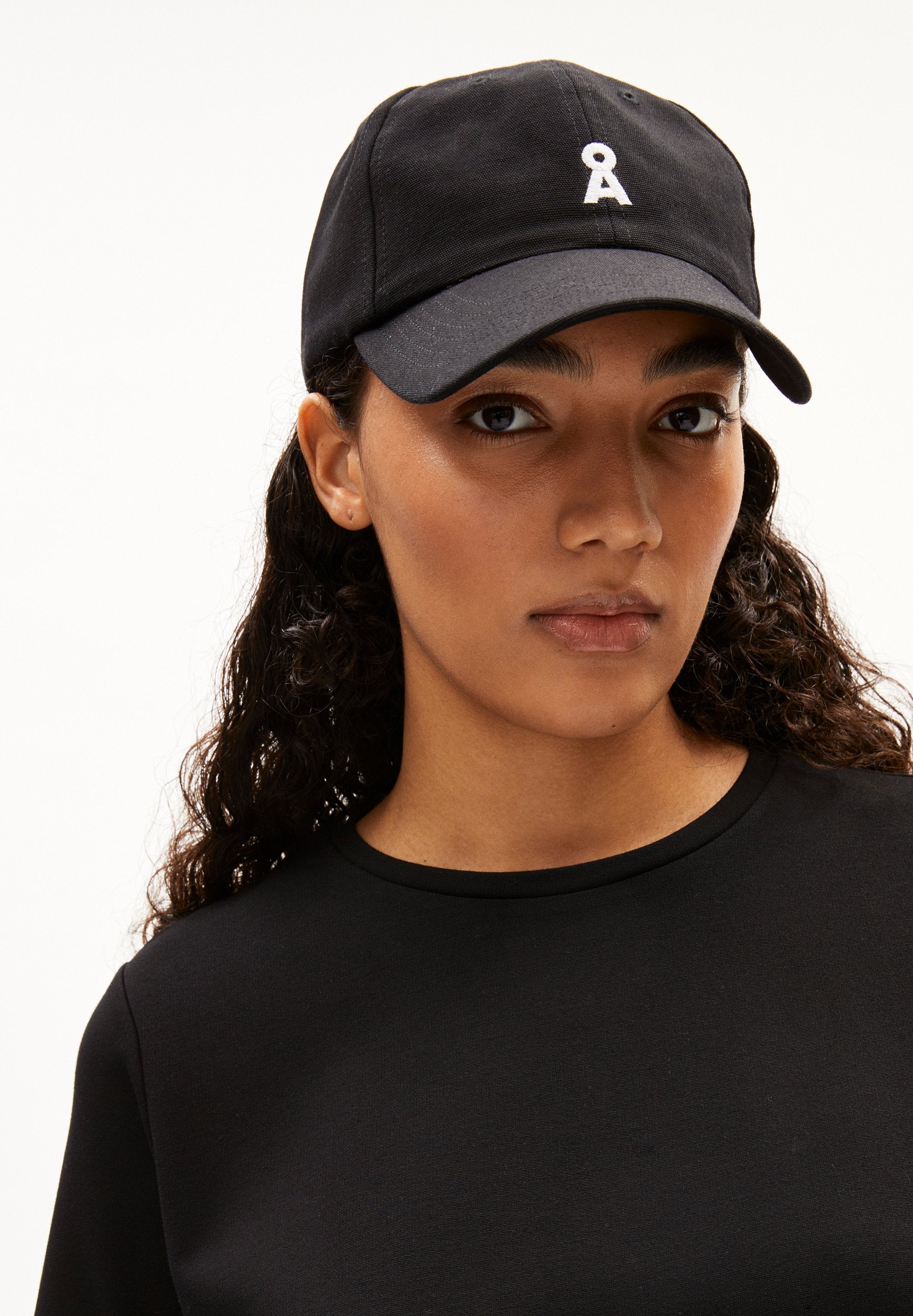 Maariliana (Black)