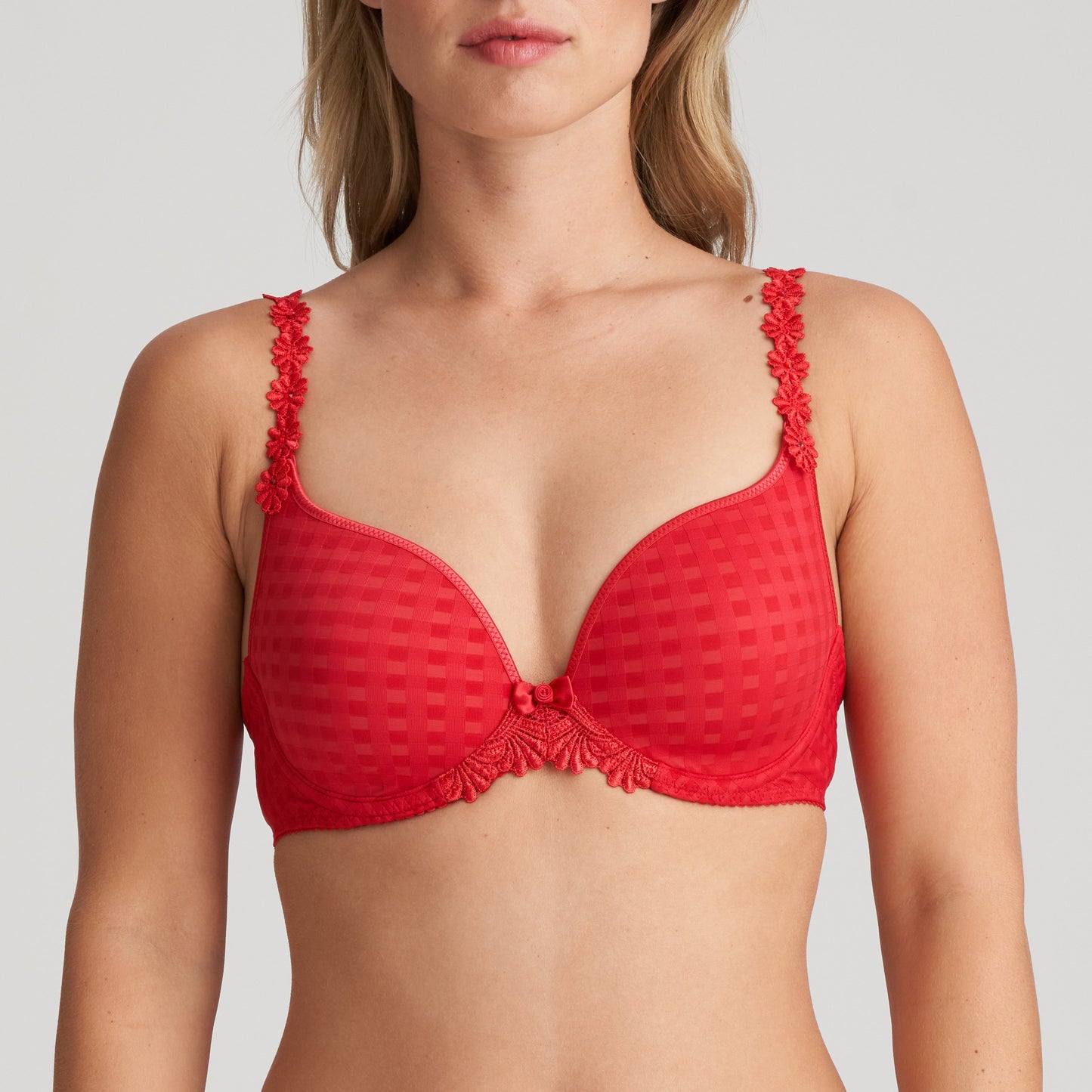 AVERO scarlet Unterlegter BH Herzform (Sca)