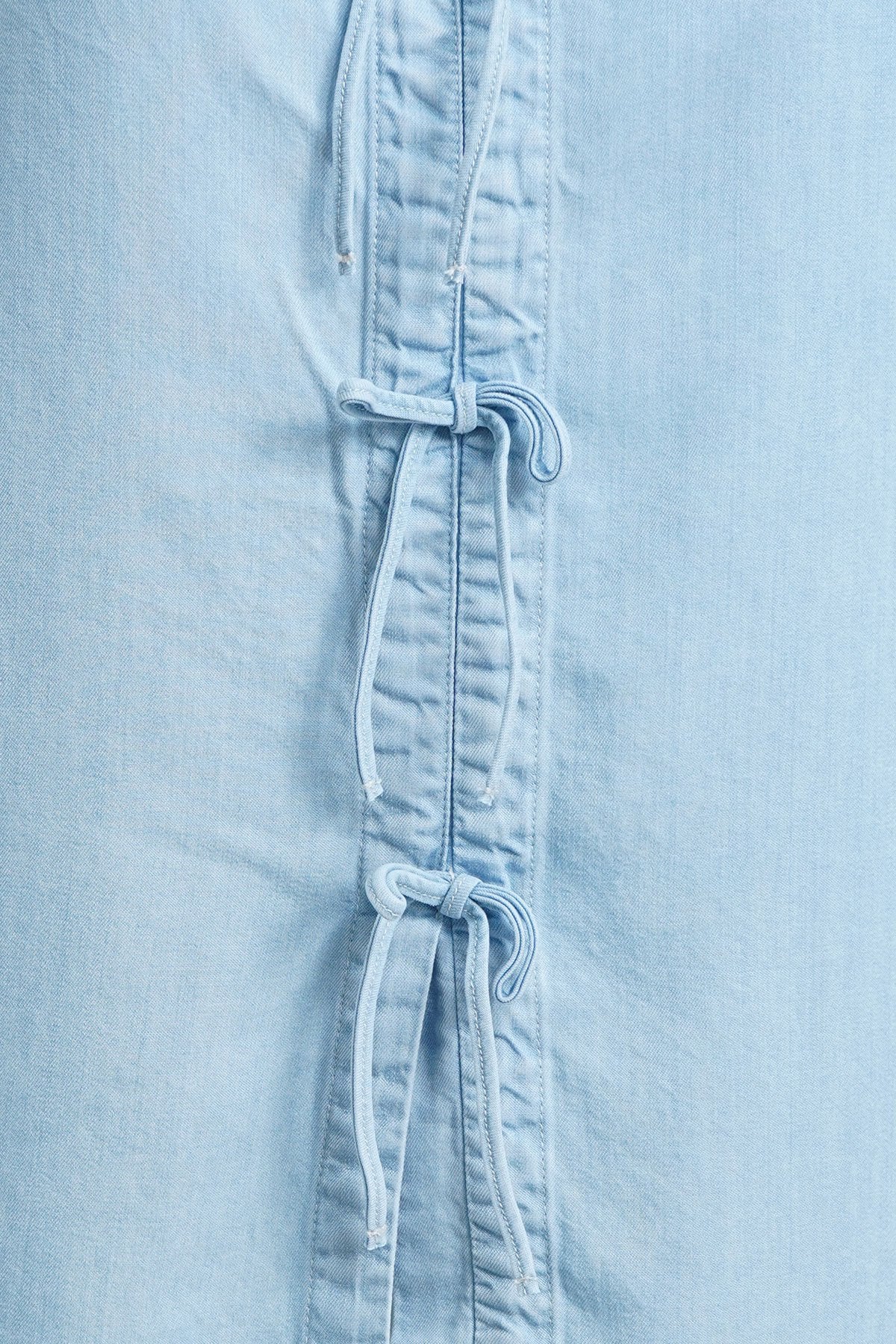 Lyocell Denim Blouse with Bows (Light Denim)