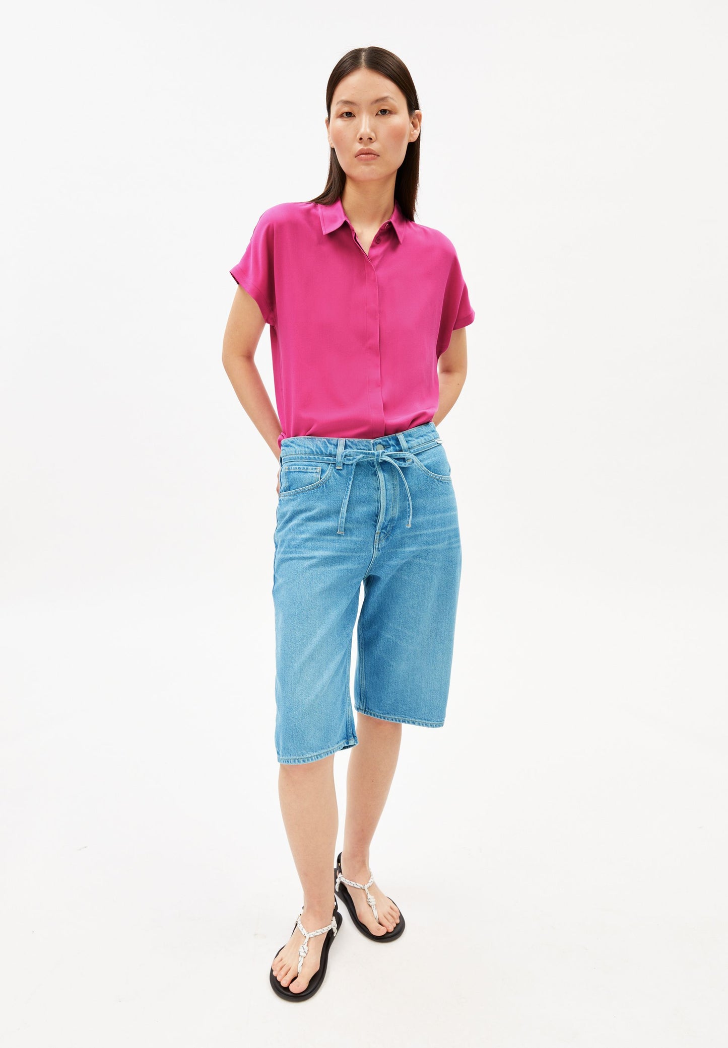 Larisaana Blouse (Very Berry)