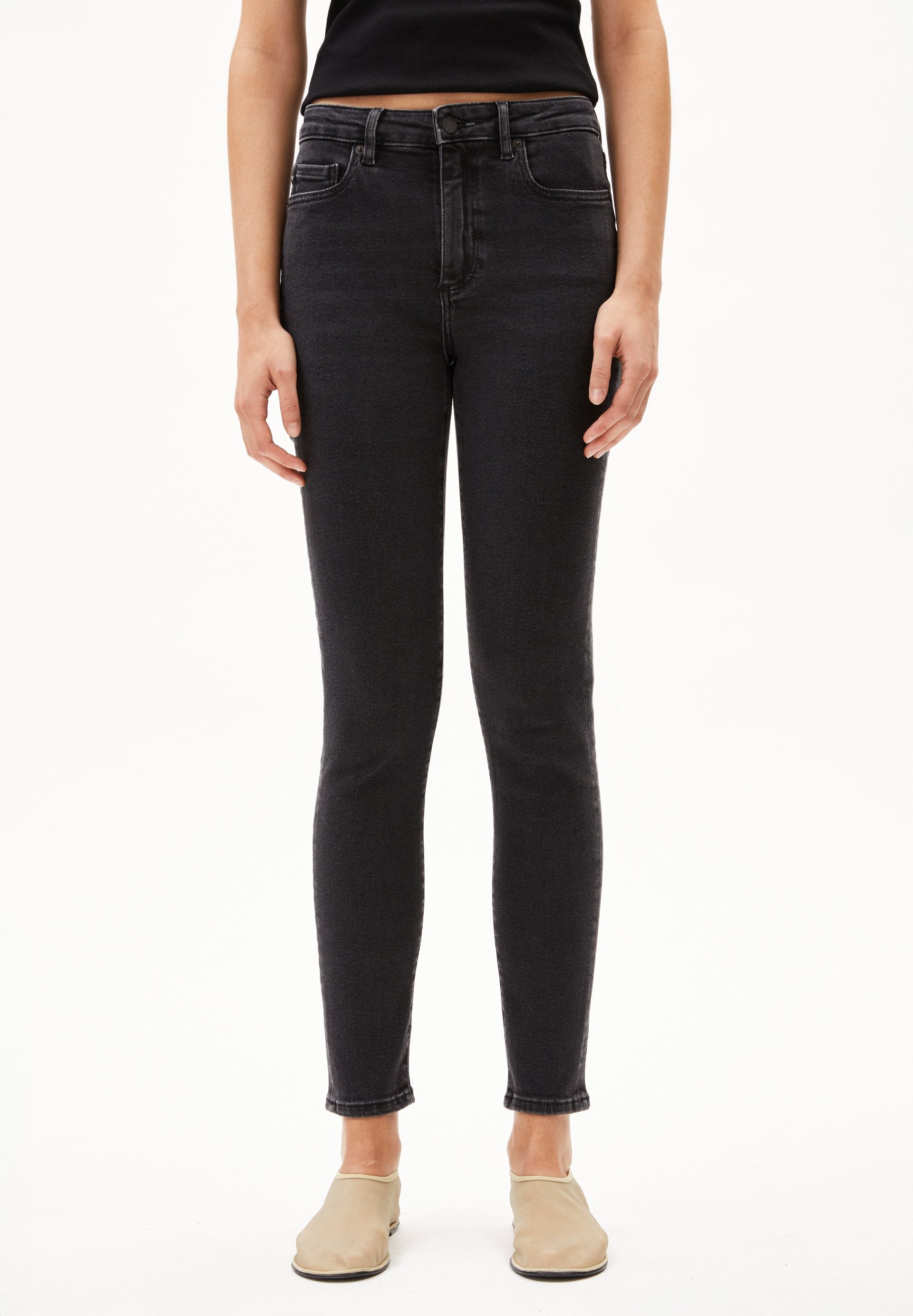 Tillaa (True Black Wash)