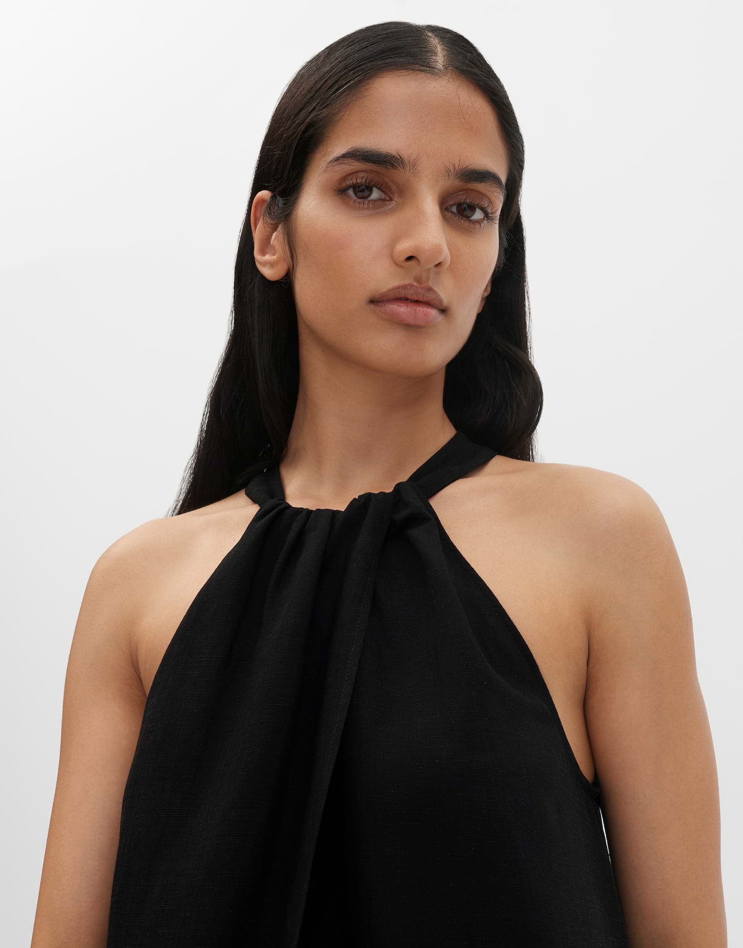 Qelina (Black)