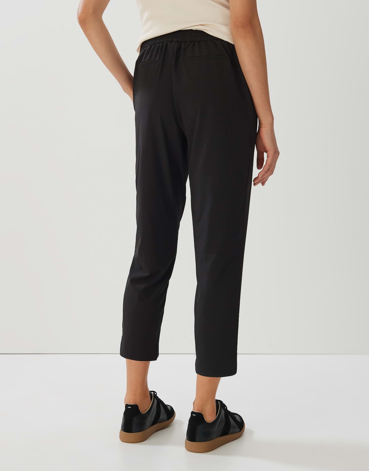 Charlie (Black)