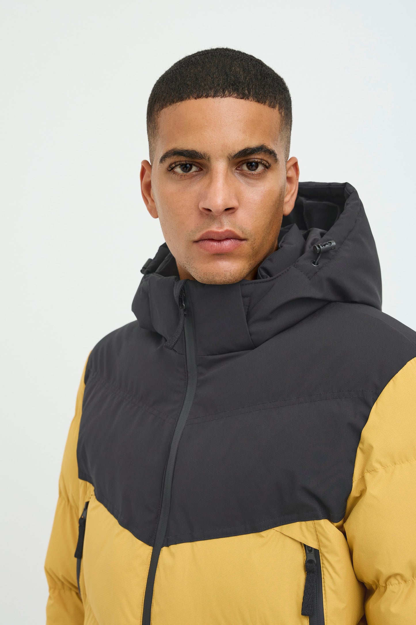 Outerwear (Narcissus)