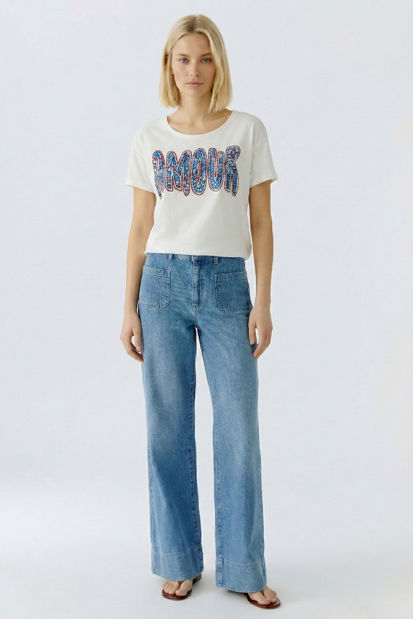 T-Shirt (Cloud Dancer)
