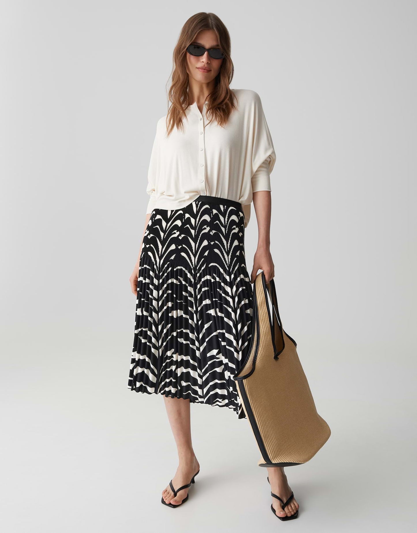 Ribane leaves (Black)