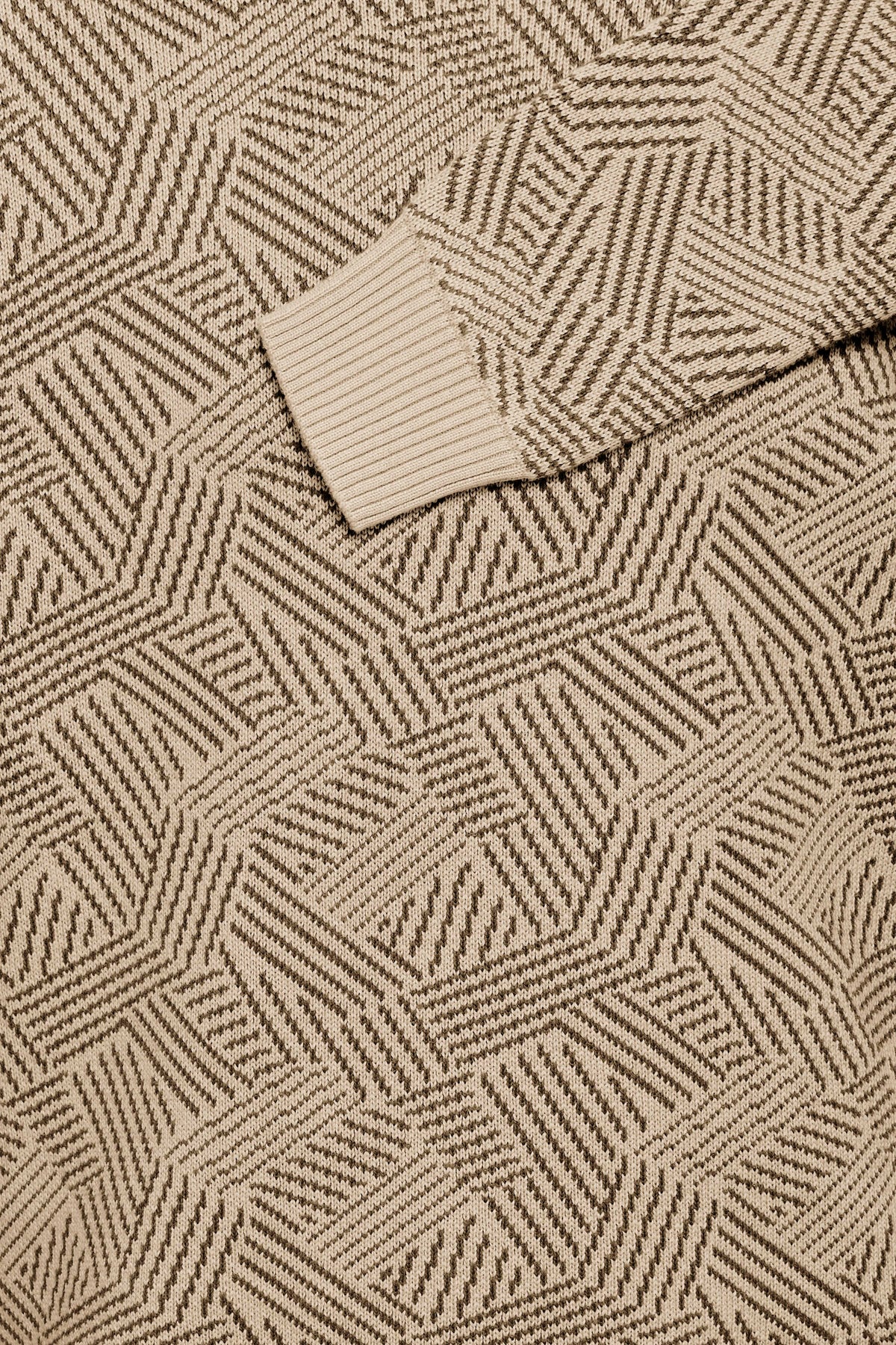 Bhcido Pullover (Crockery)
