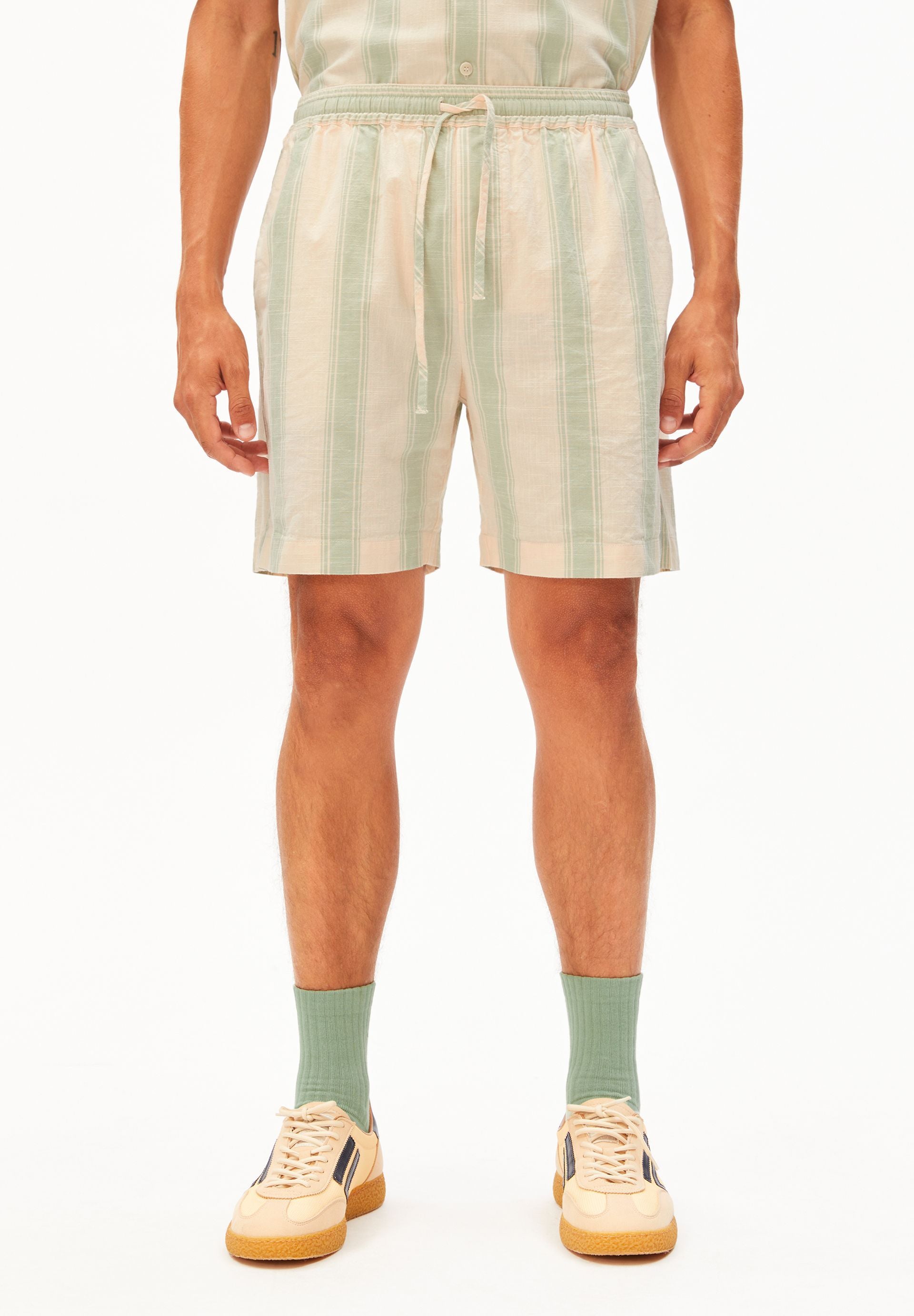 Striped Short (Foam)