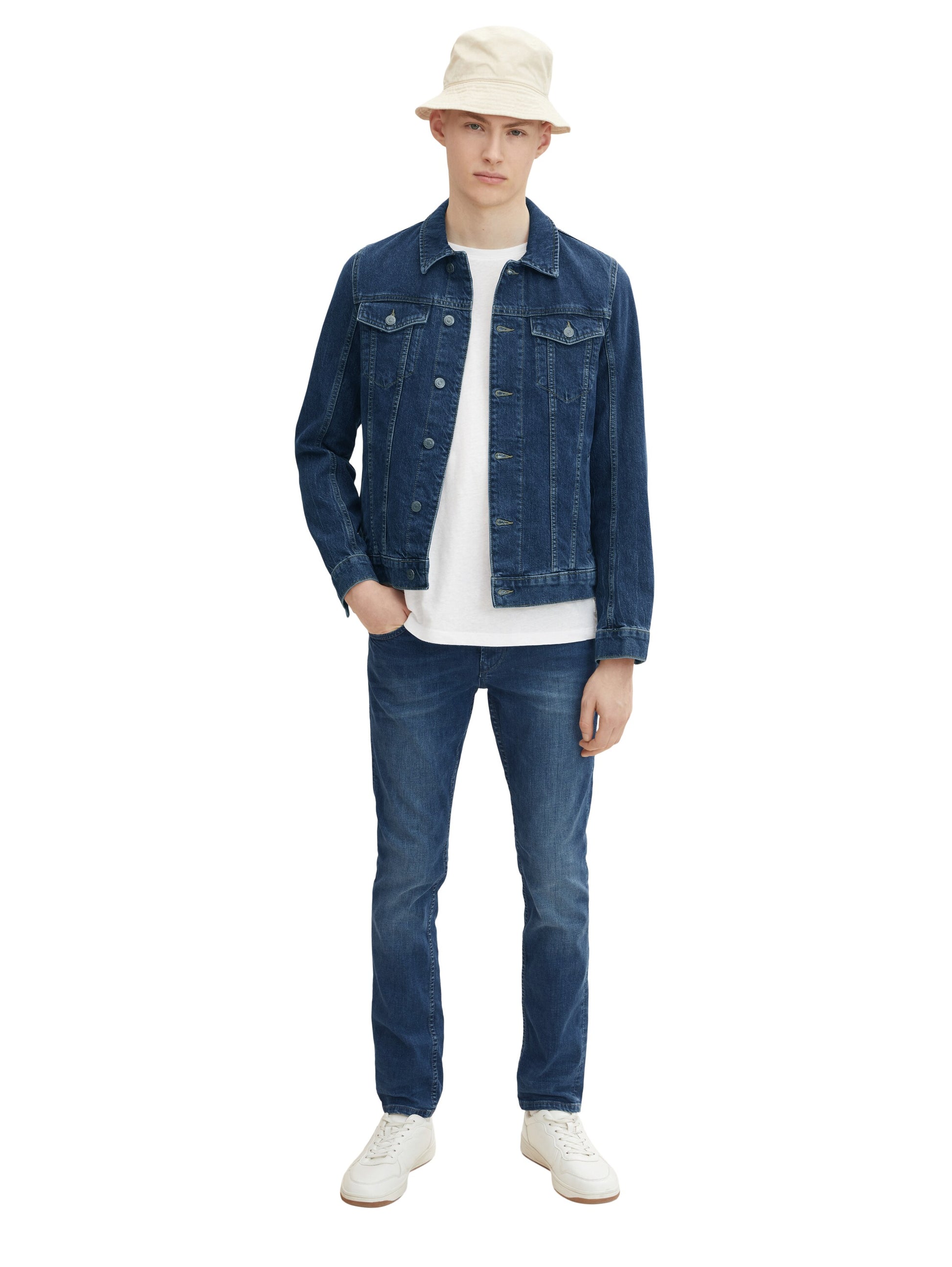 Aedan Straight Jeans (Mid Stone Wash)