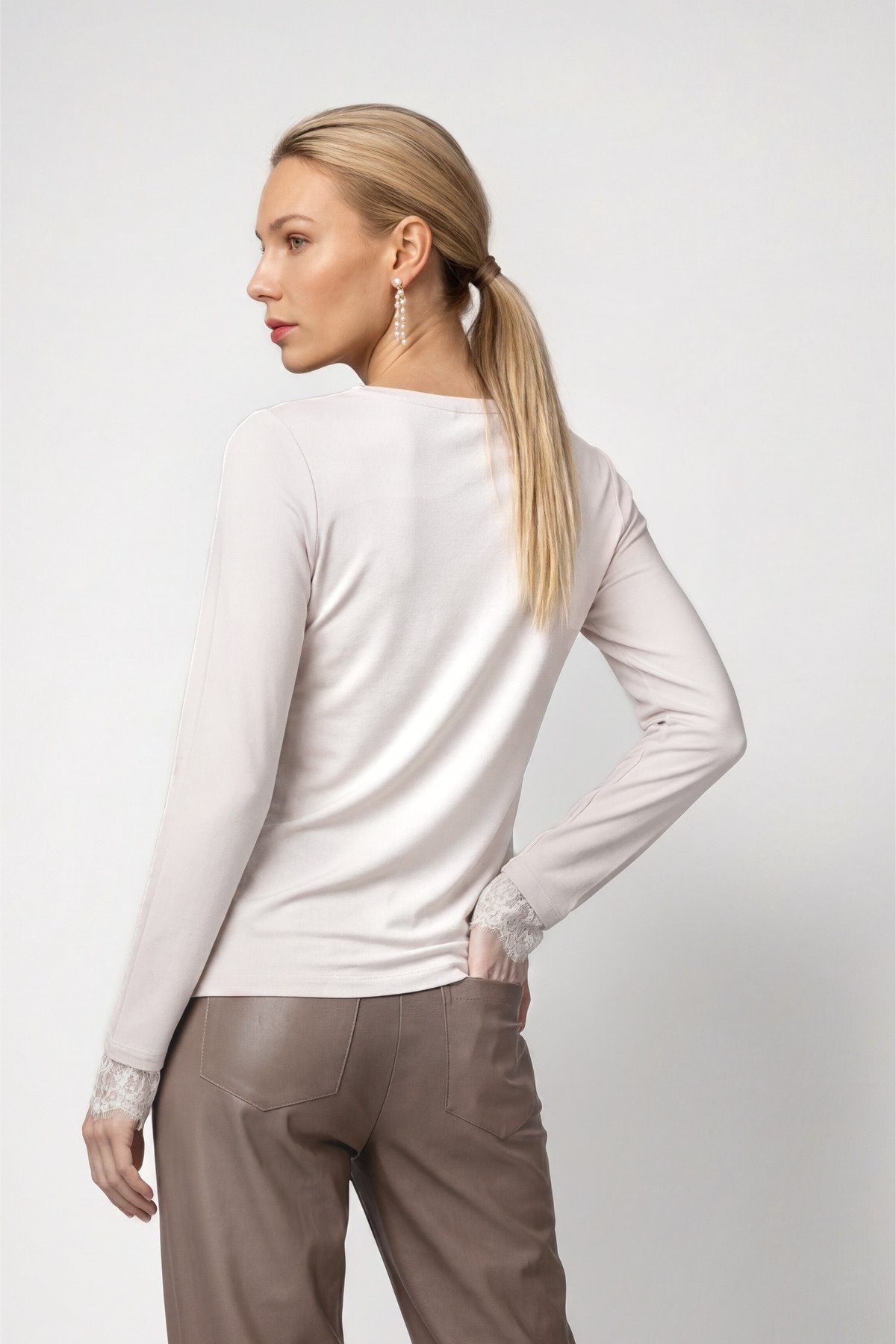 Langarmshirt mit Spitzenborte (Pearly)