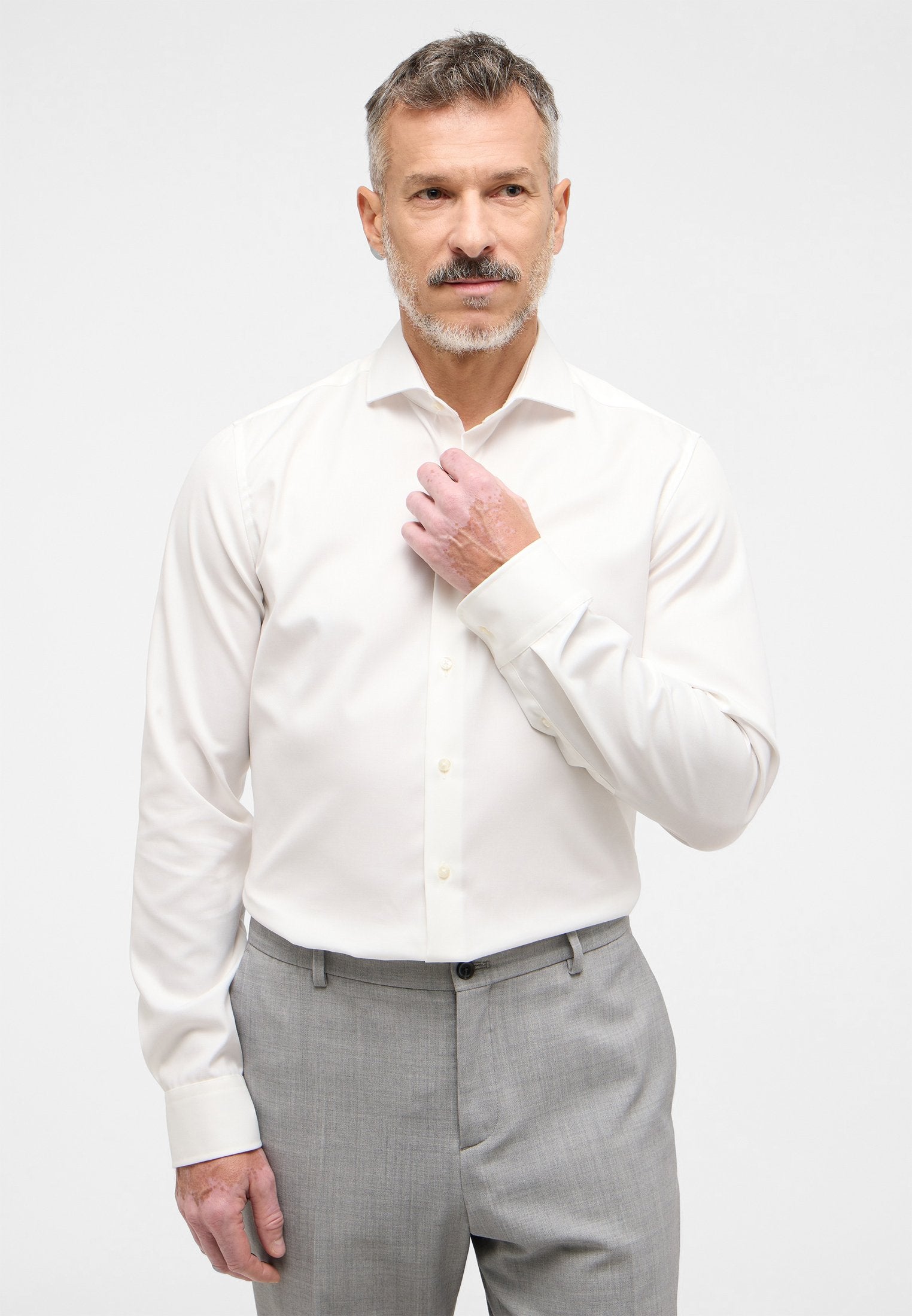 Eterna Langarm Hemd Slim Fit Cover Shirt Twill (Champagner)