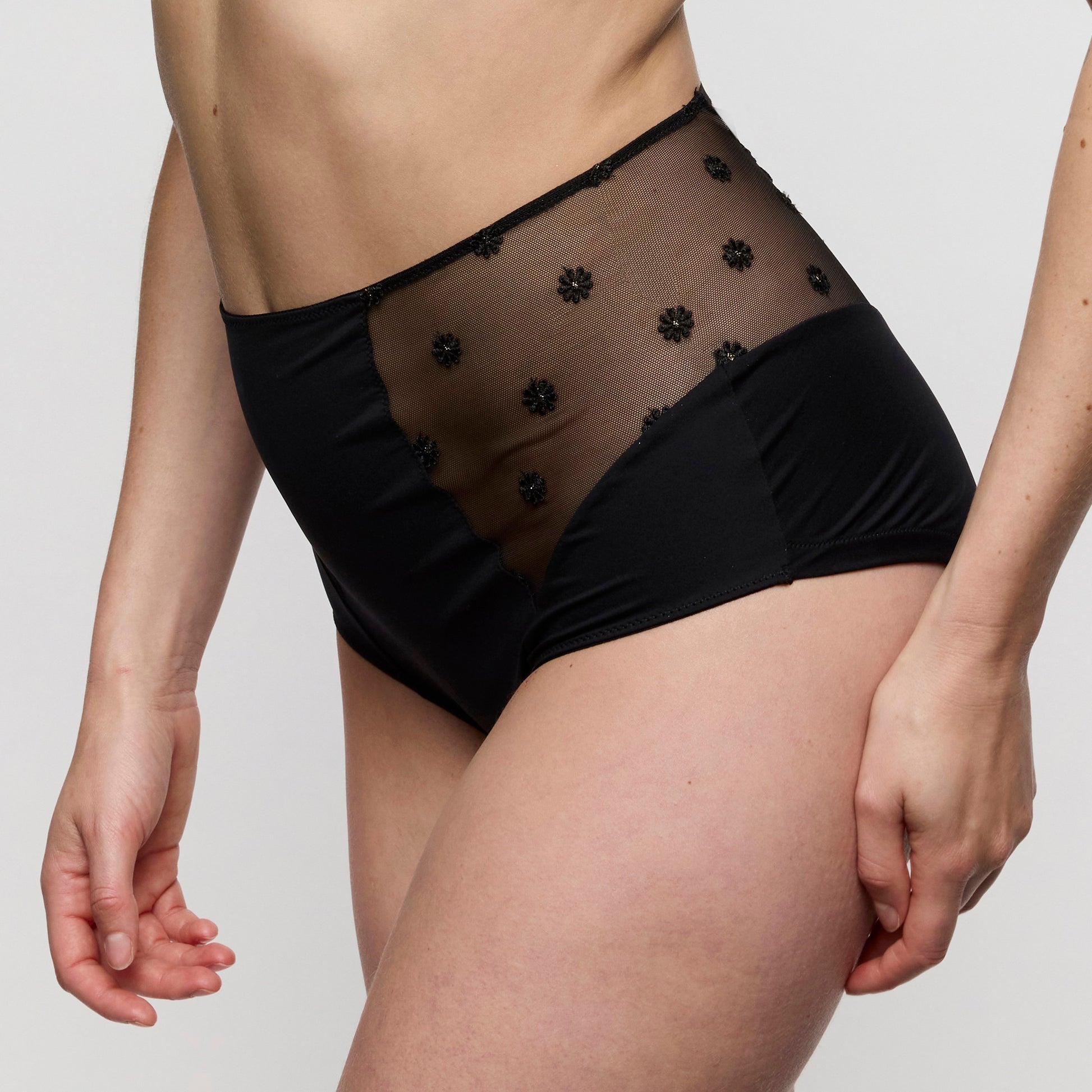 DAISY schwarz Taillenslip (Zwa)