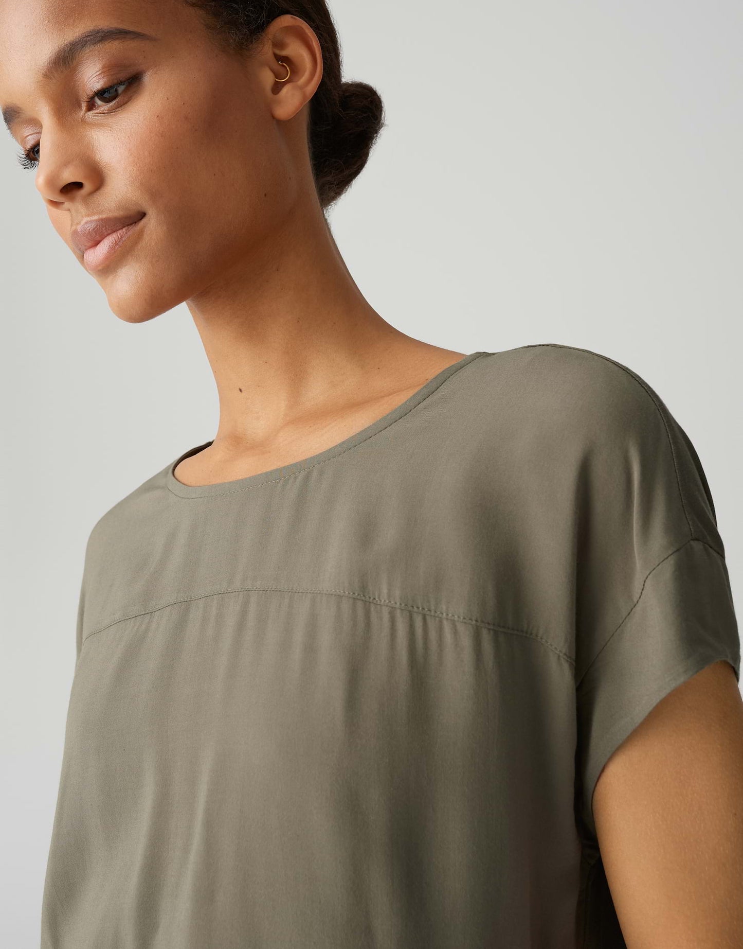 Sesonne (Olive Leaf)