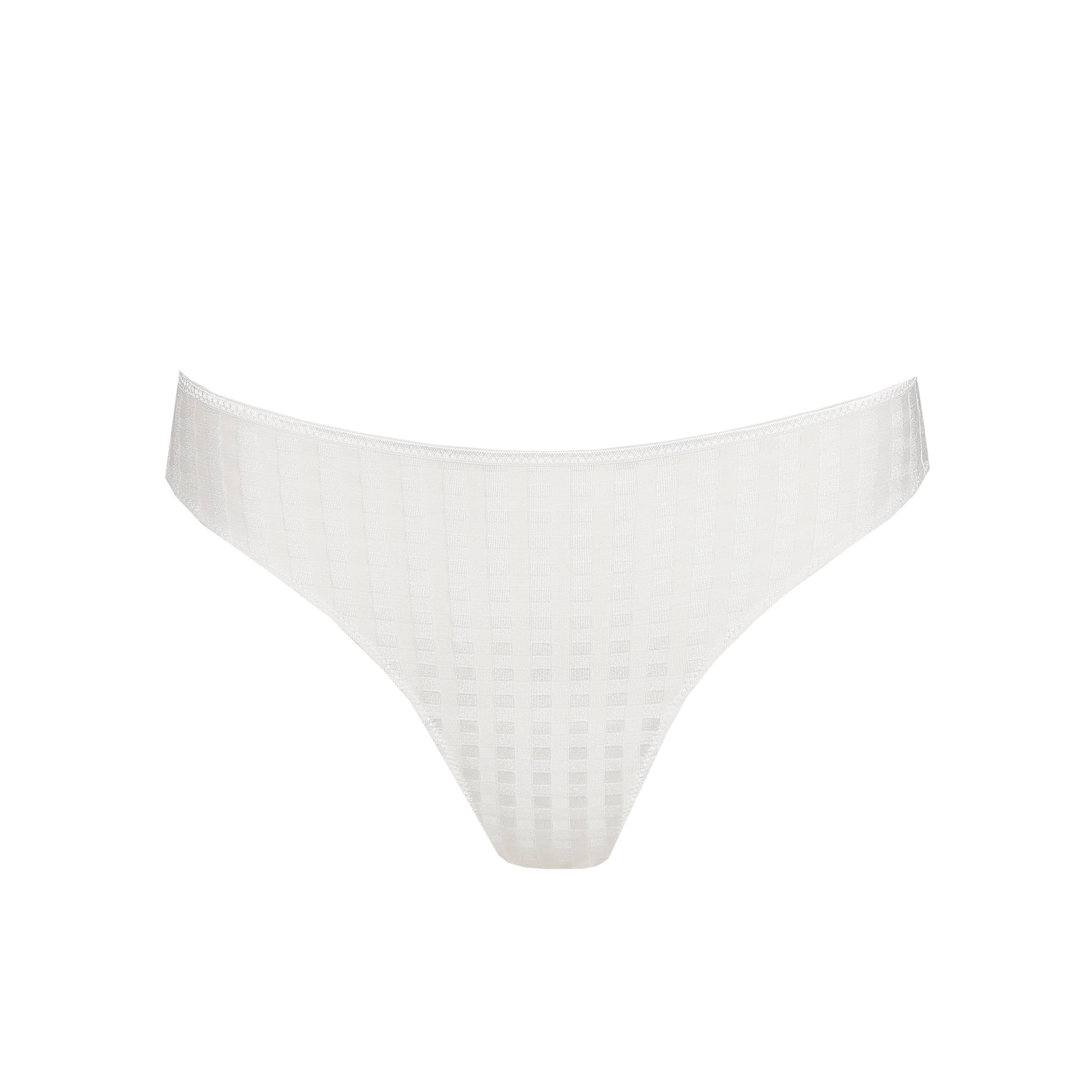 AVERO Ivory Petal String (Iyp)