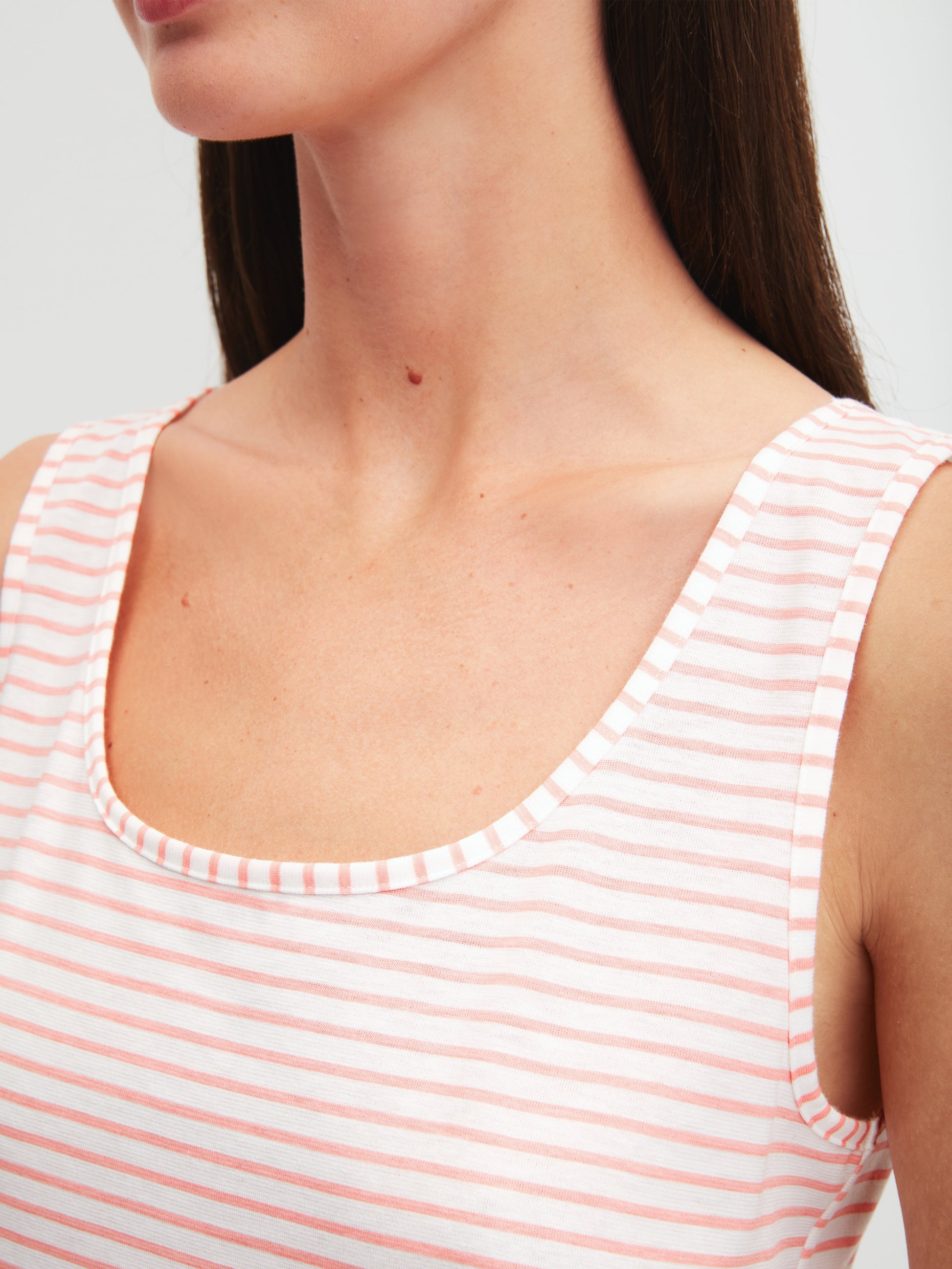 WOMEN Sleepshirt (Peach Cream)