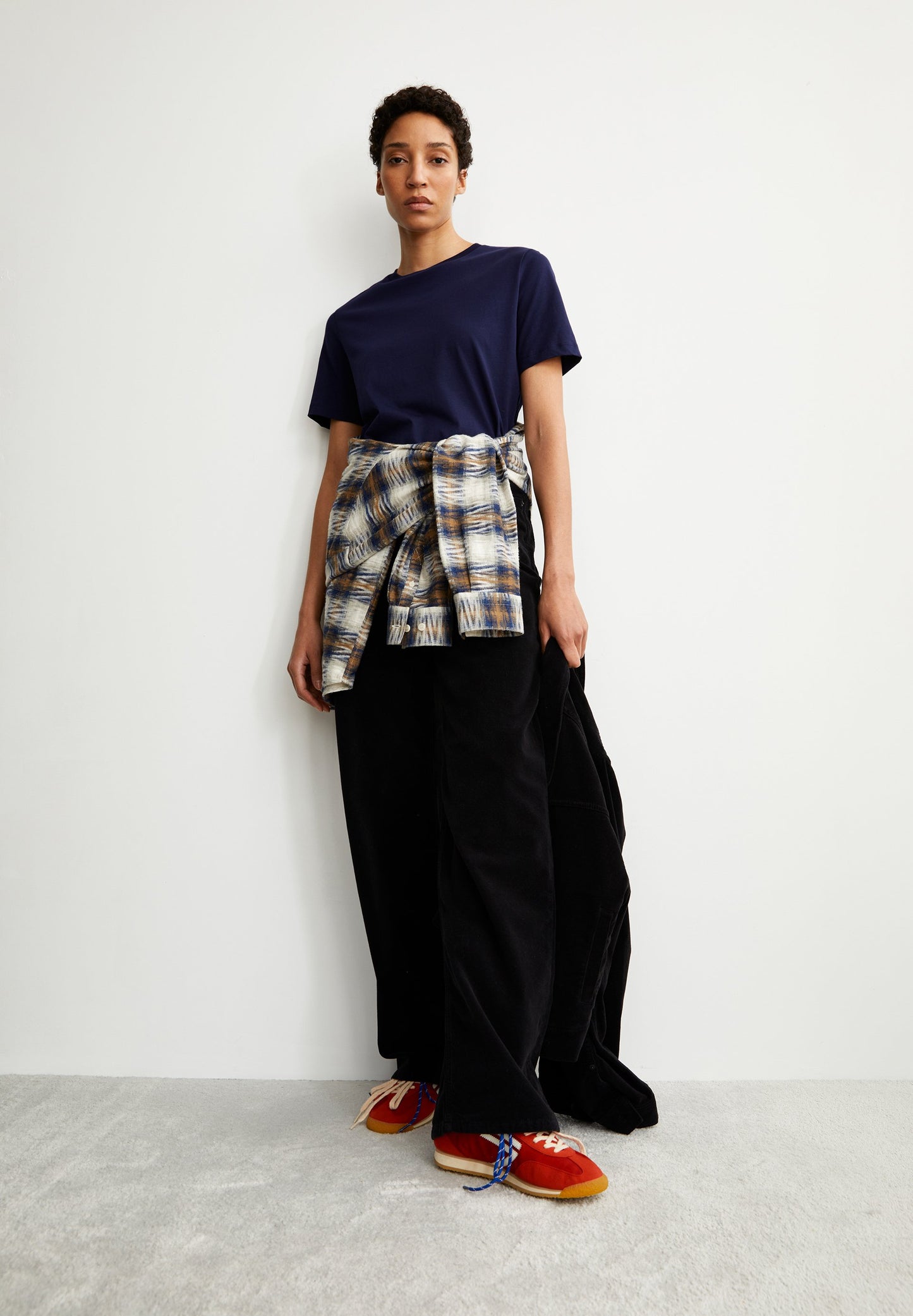 Lualaa (Tinted Navy)