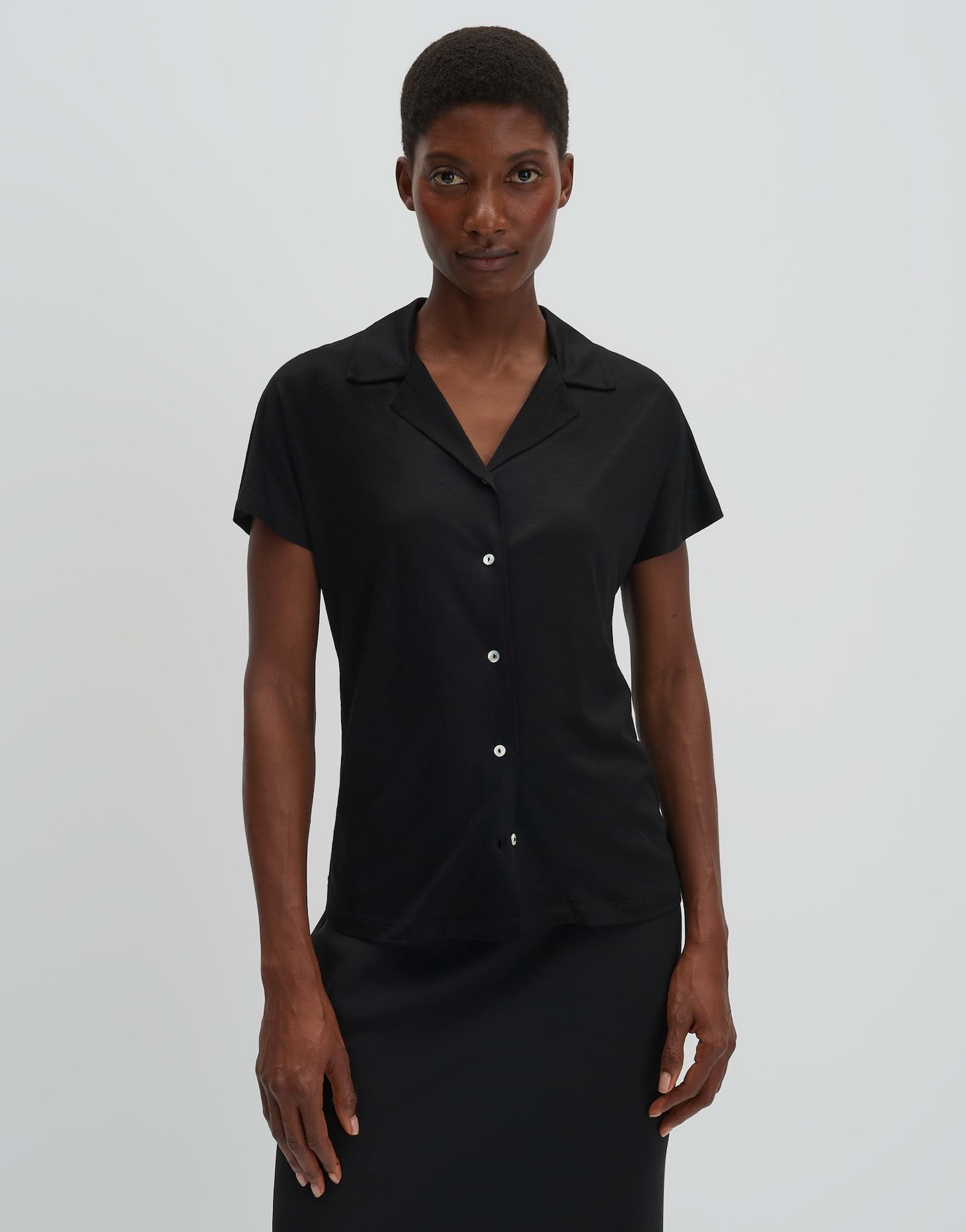 Kedina ease (Black)