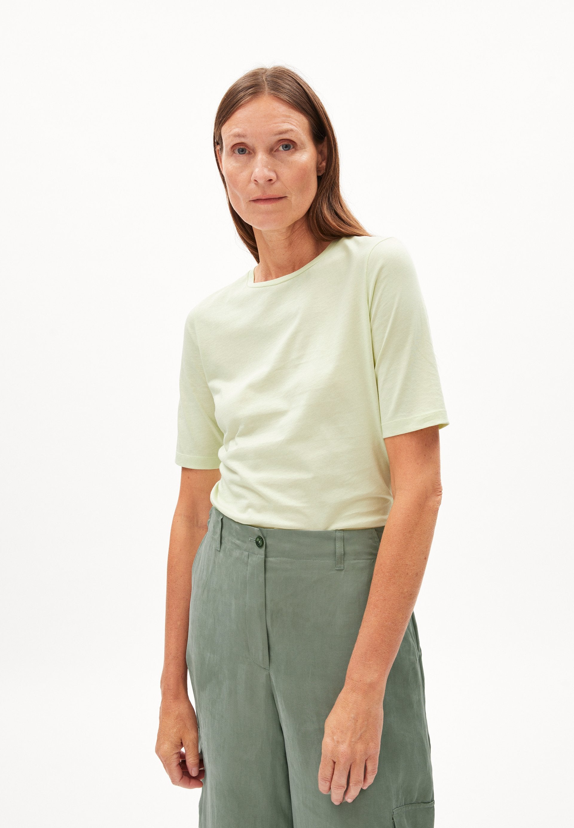 Donaaji Feaather Light (Pastel Green)