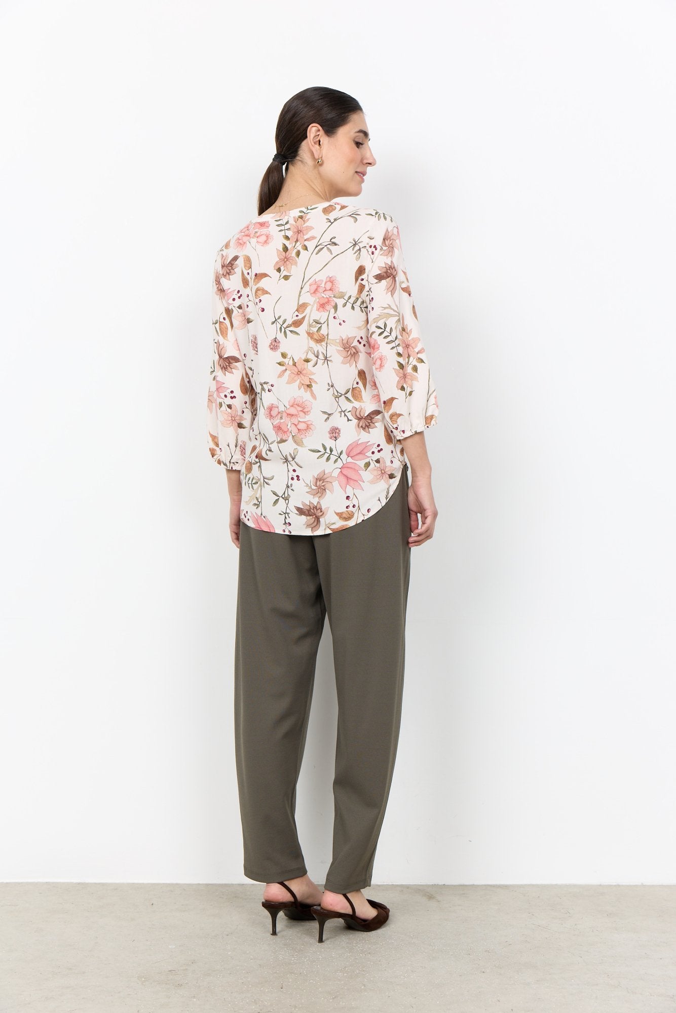 Sc-grace 2 (1620c 1620c Cream Co)
