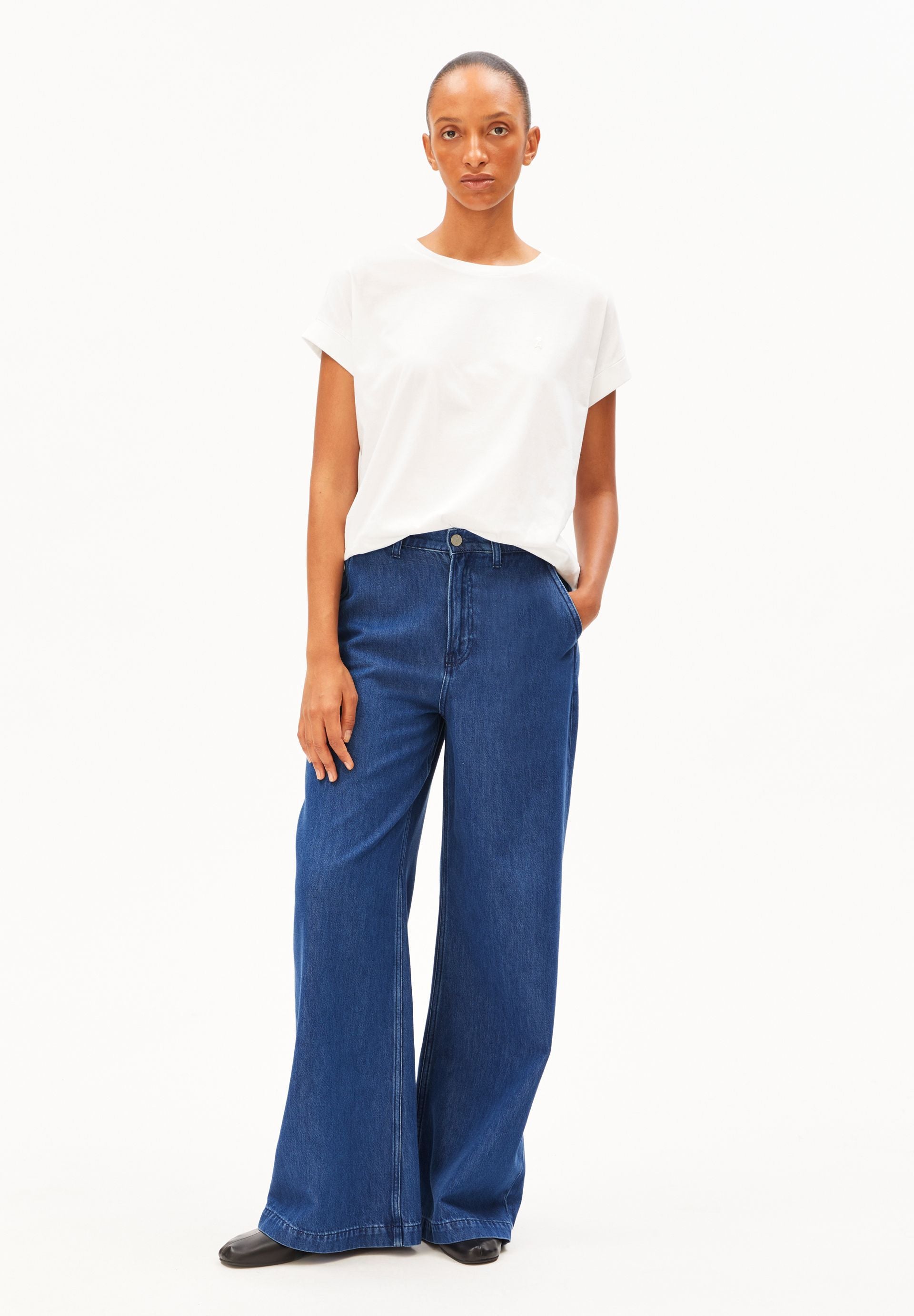 Idaara T-shirt (White)