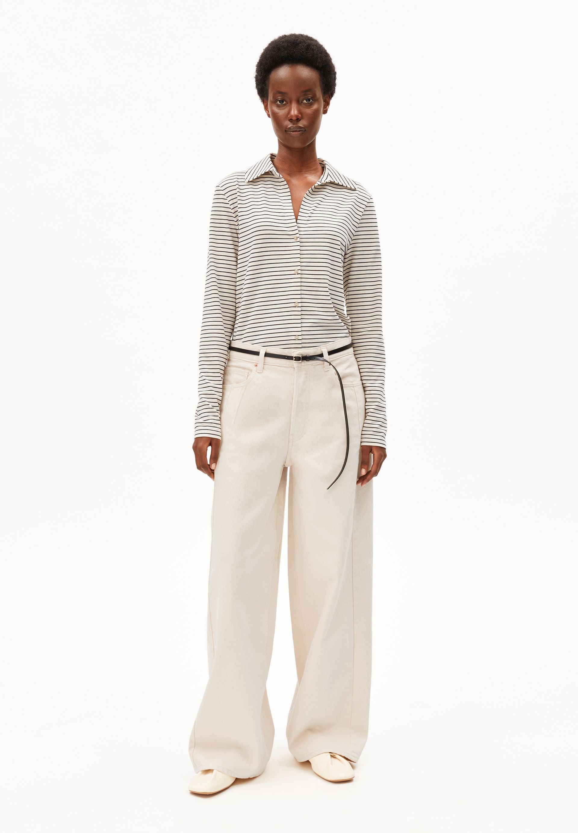 Nalaannia Stripe Blouse (Oatmilk-black)