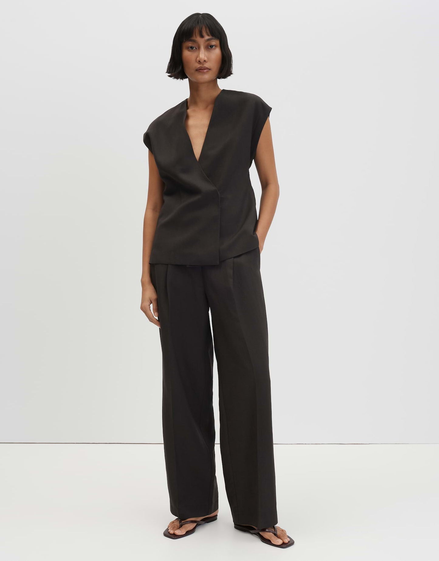 Cisilia linen (Dark Truffle)