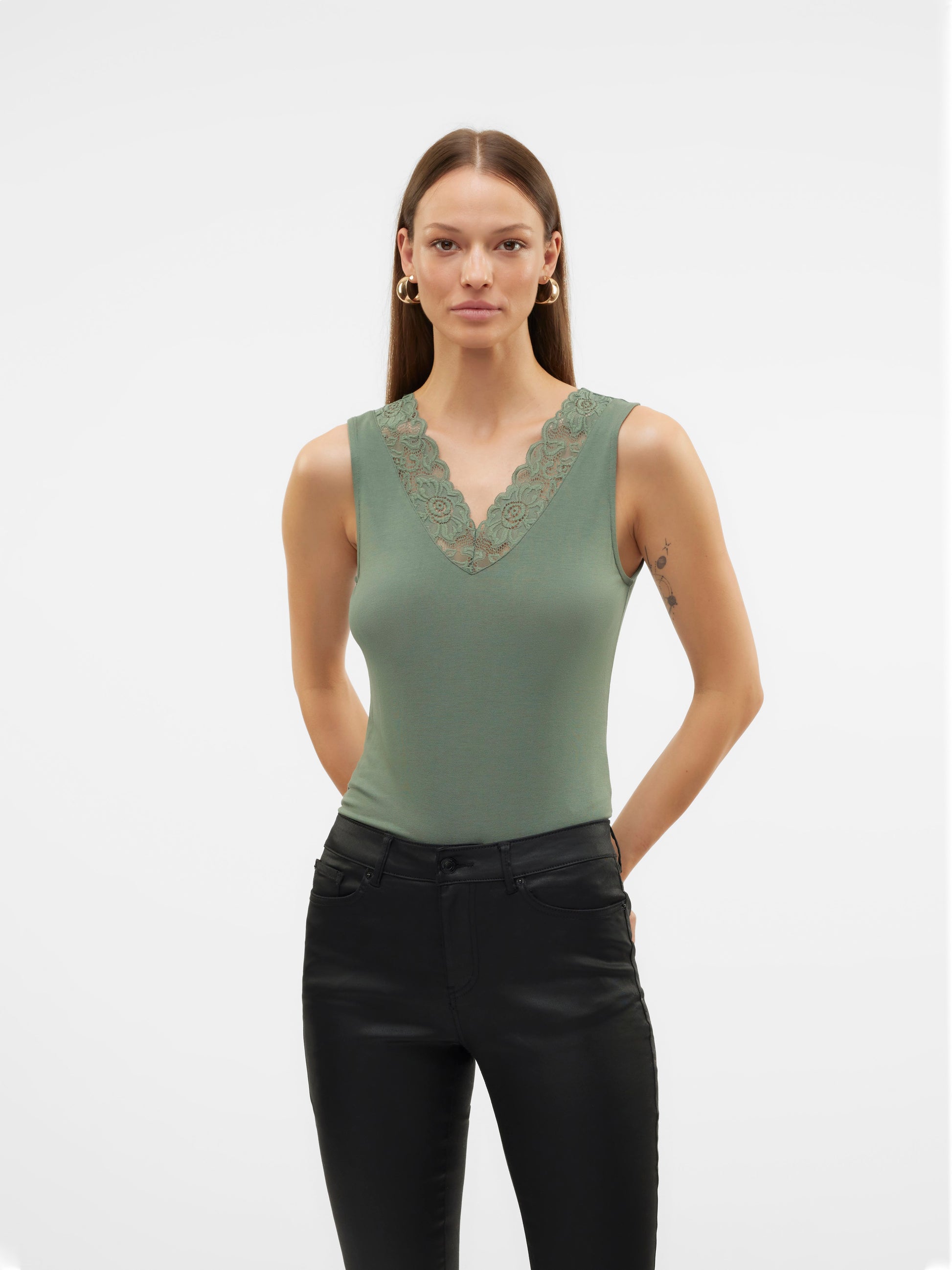 Vmrosa Sl V-neck Top Jrs Noos (Laurel Wreath)