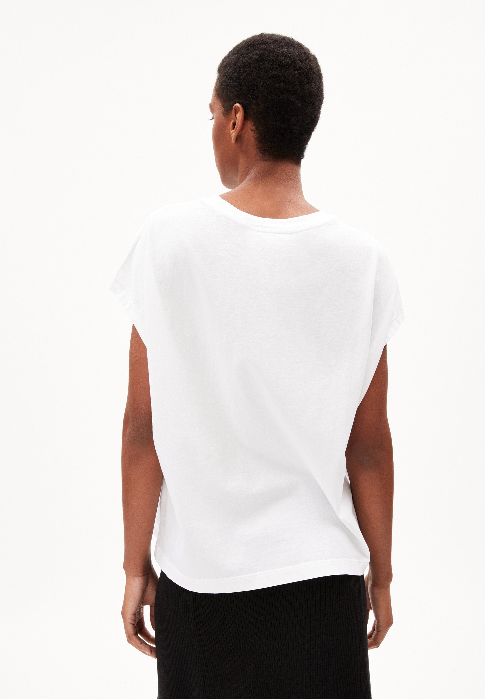 Inaara (White)