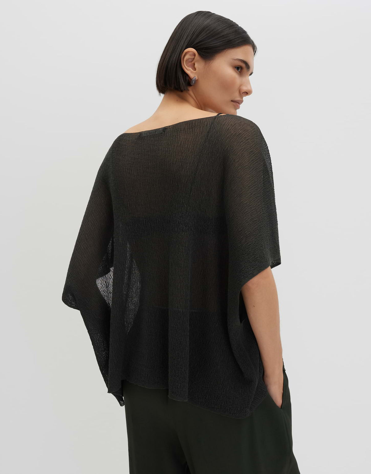 Beyara cape (Midnight Olive)