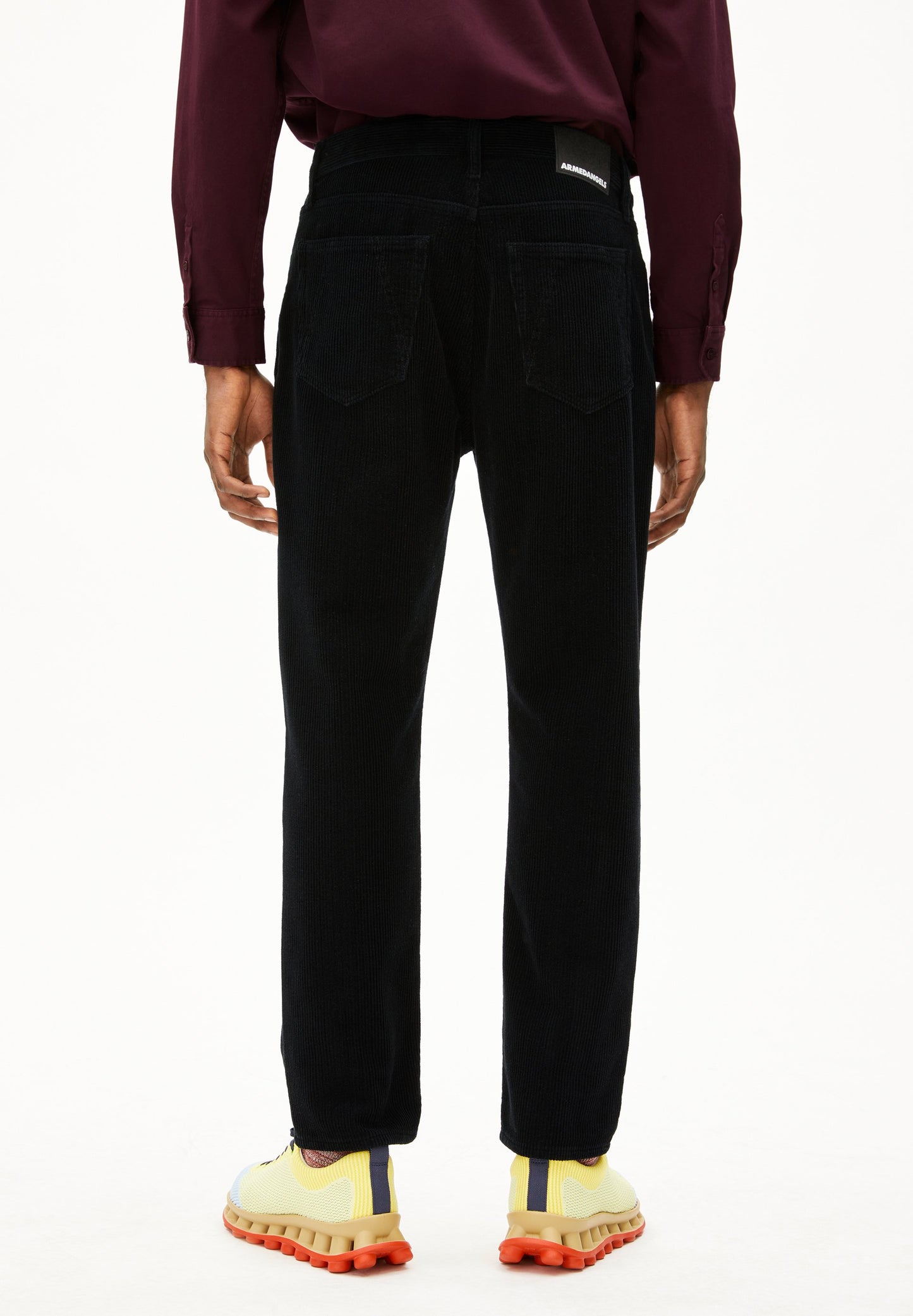 Maakx Corduroy (Black)
