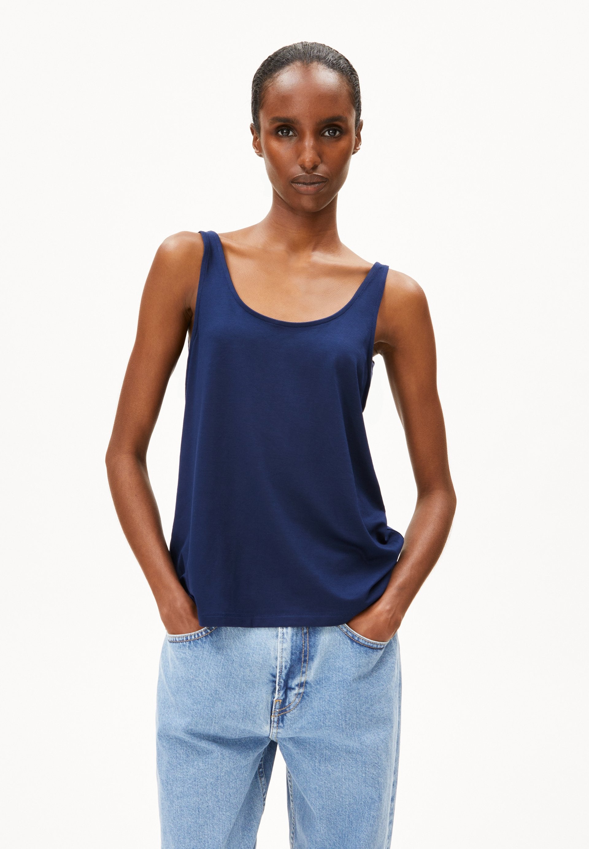 Ashraani Solid (Blue Noon)