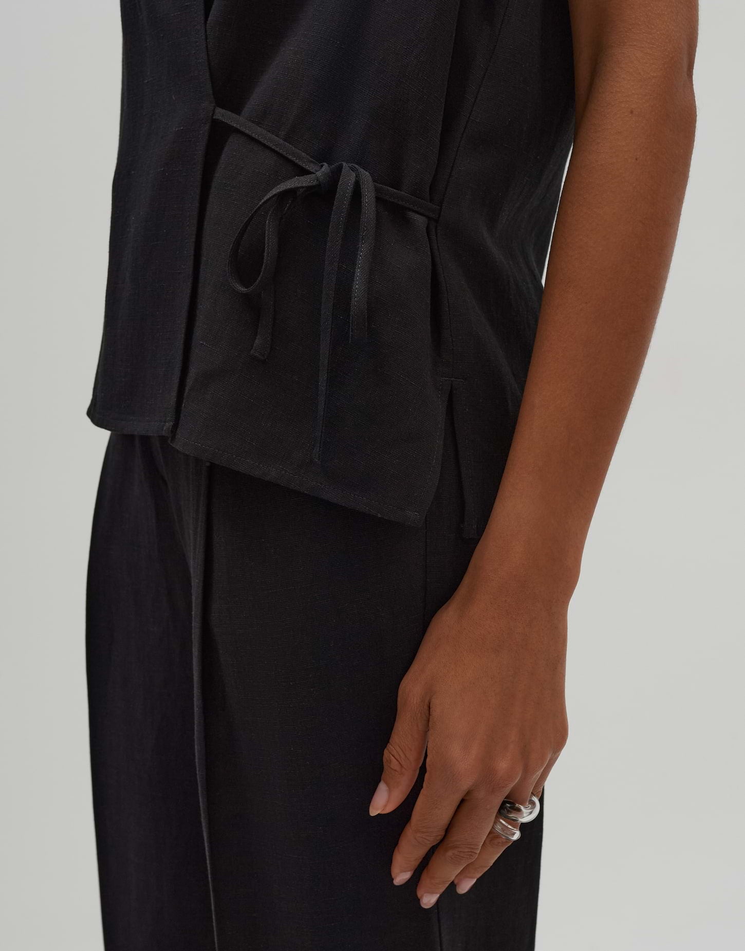 Ziang (Black)