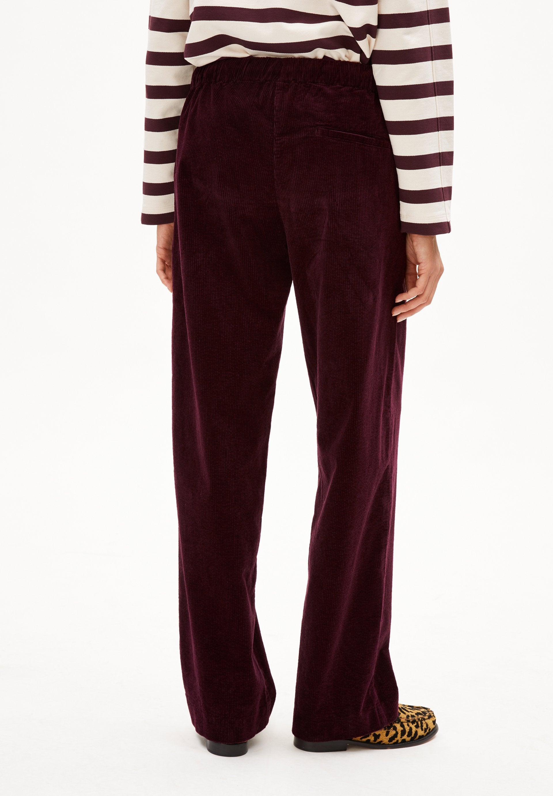 Jaimilaa Corduroy (Dark Cranberry)
