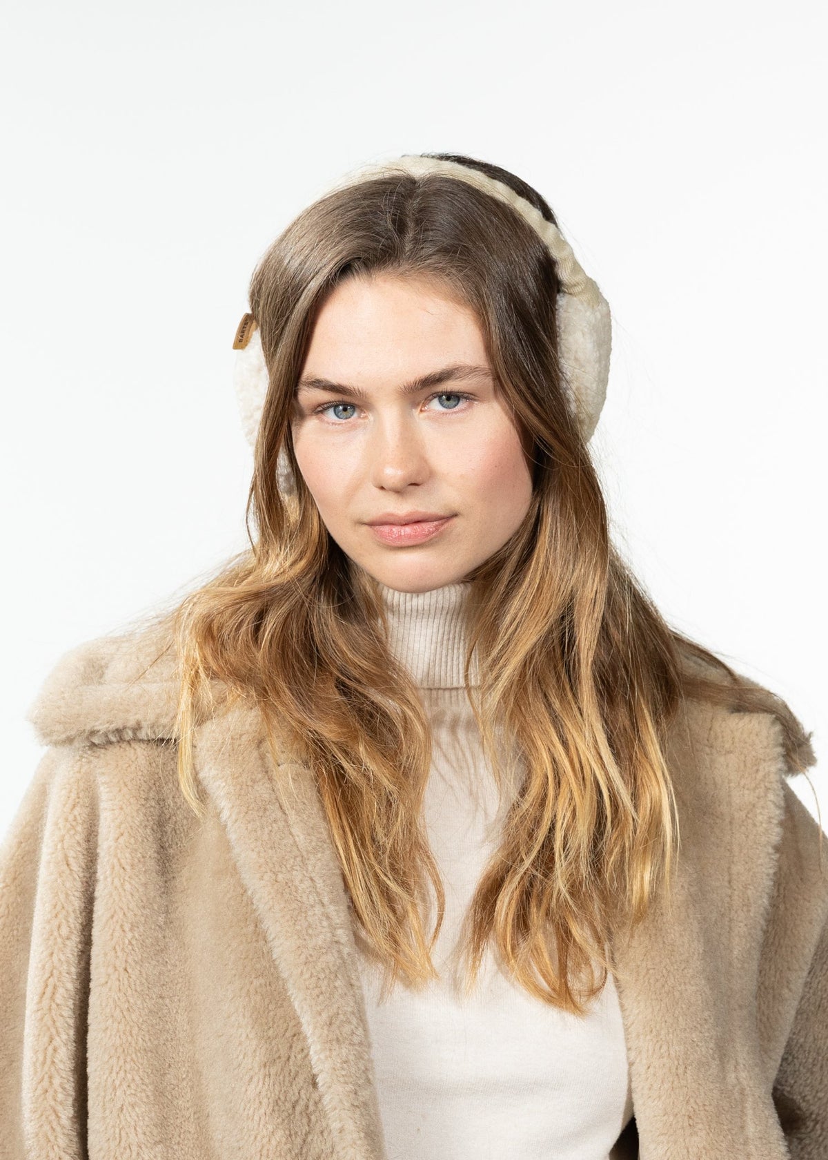 Browniez Earmuffs (White Cream)