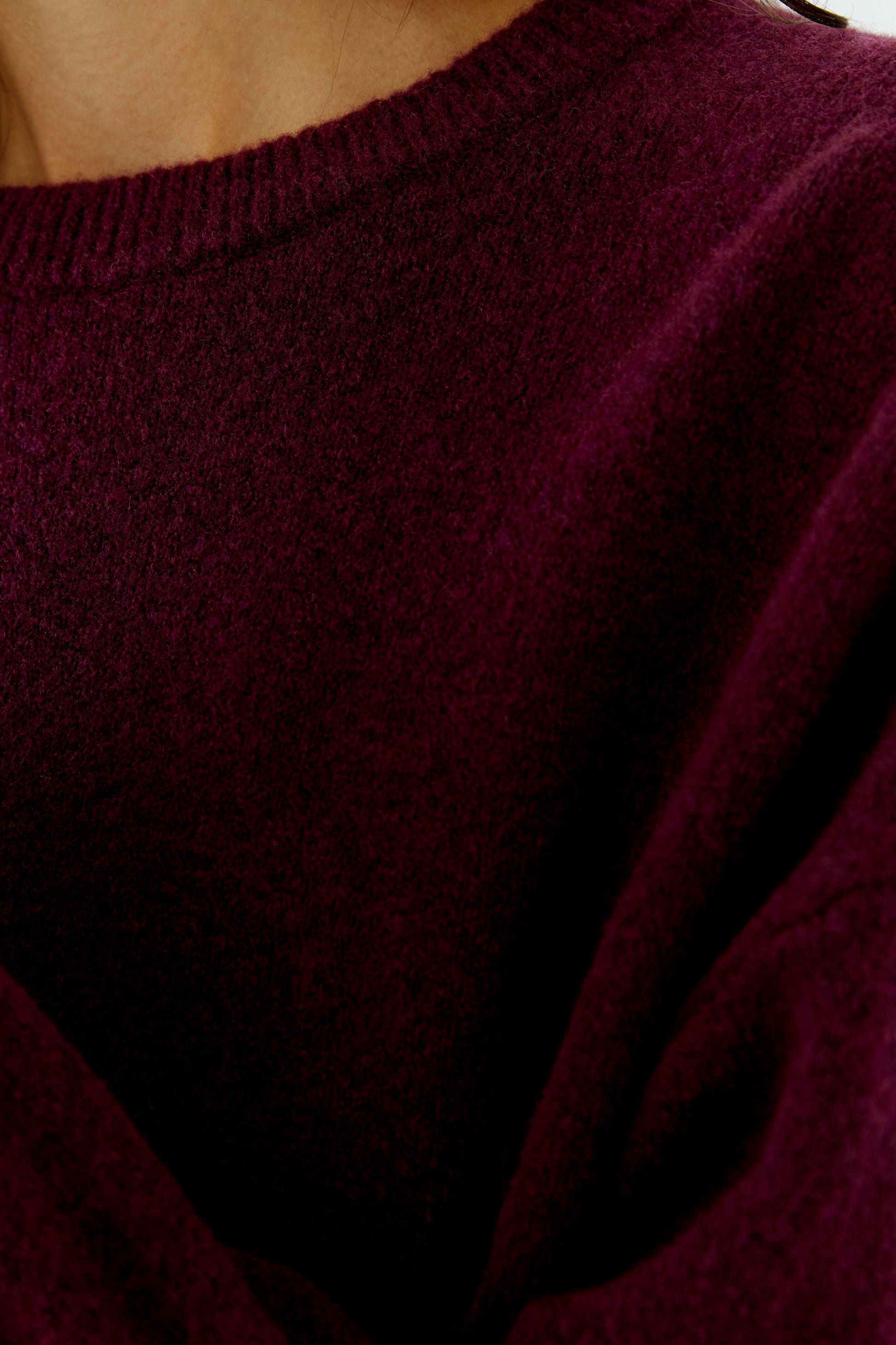 NILA Pullover (Bramble Berry)