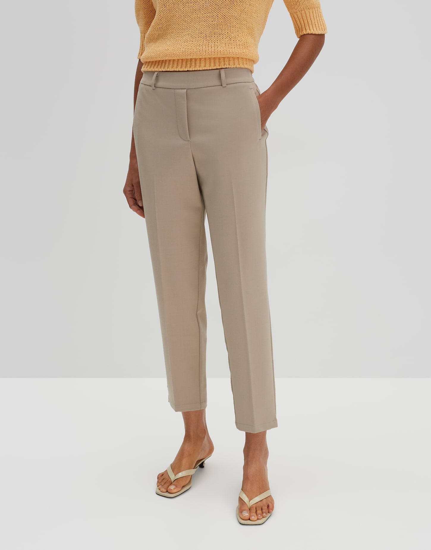 Charlie detail (Soft Oat)