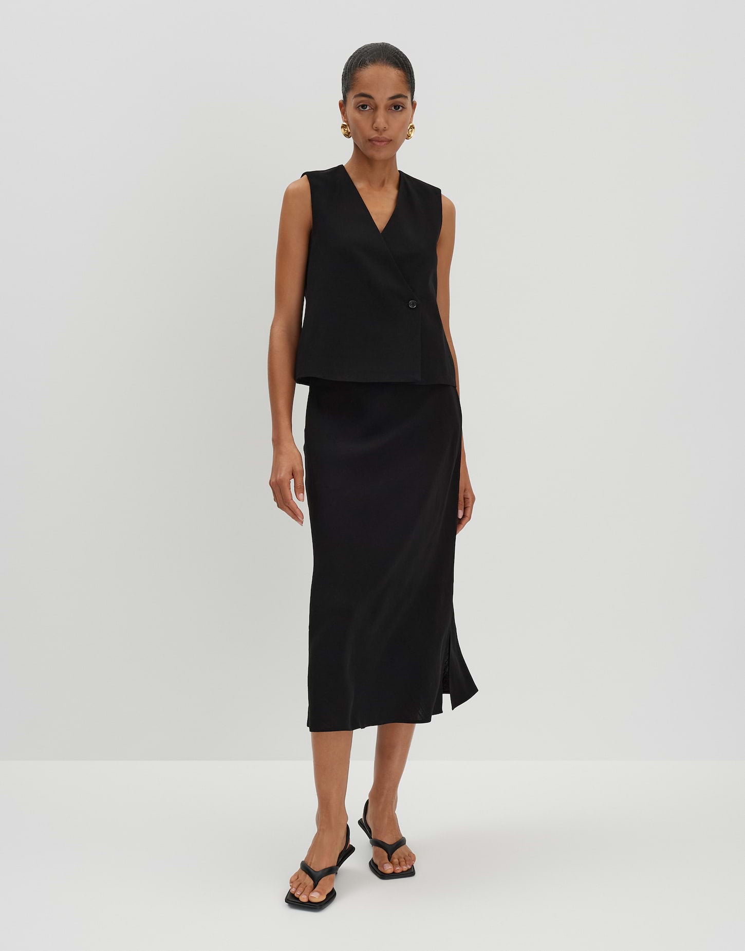 Odini linen (Black)