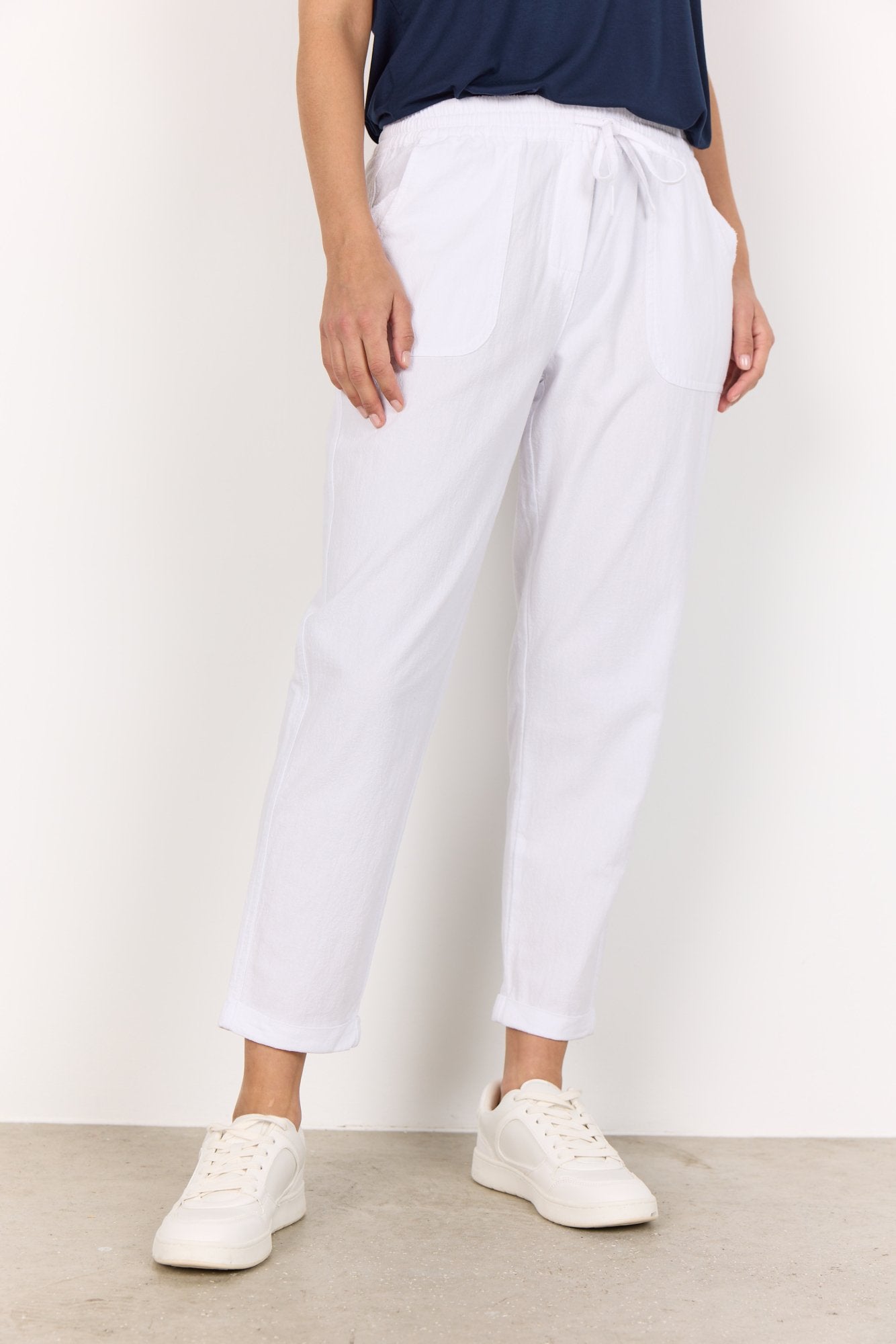 Sc-cissie 10-c (White)